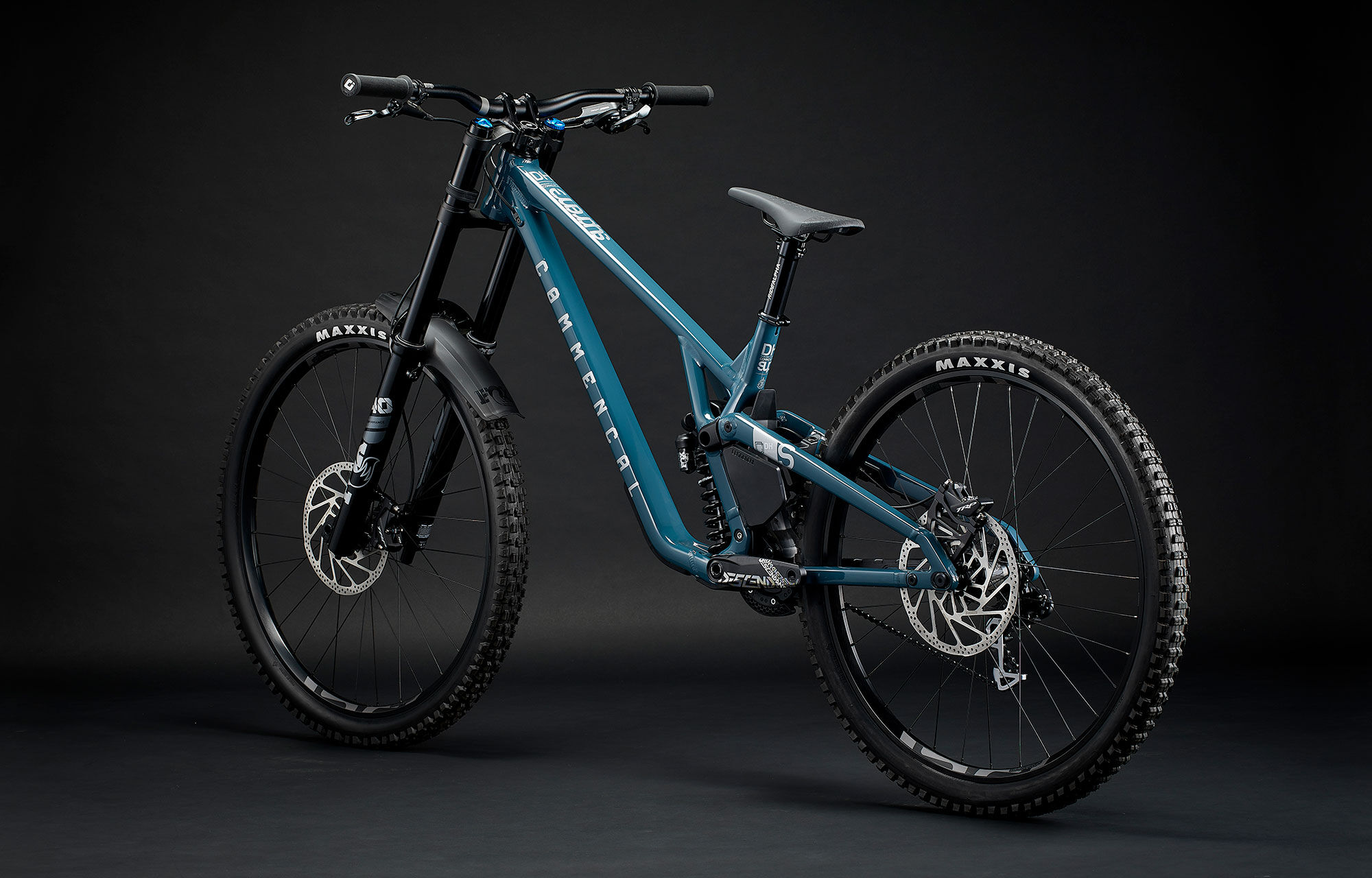COMMENCAL SUPREME DH V5 ESSENTIAL AQUA BLUE | High-Performance