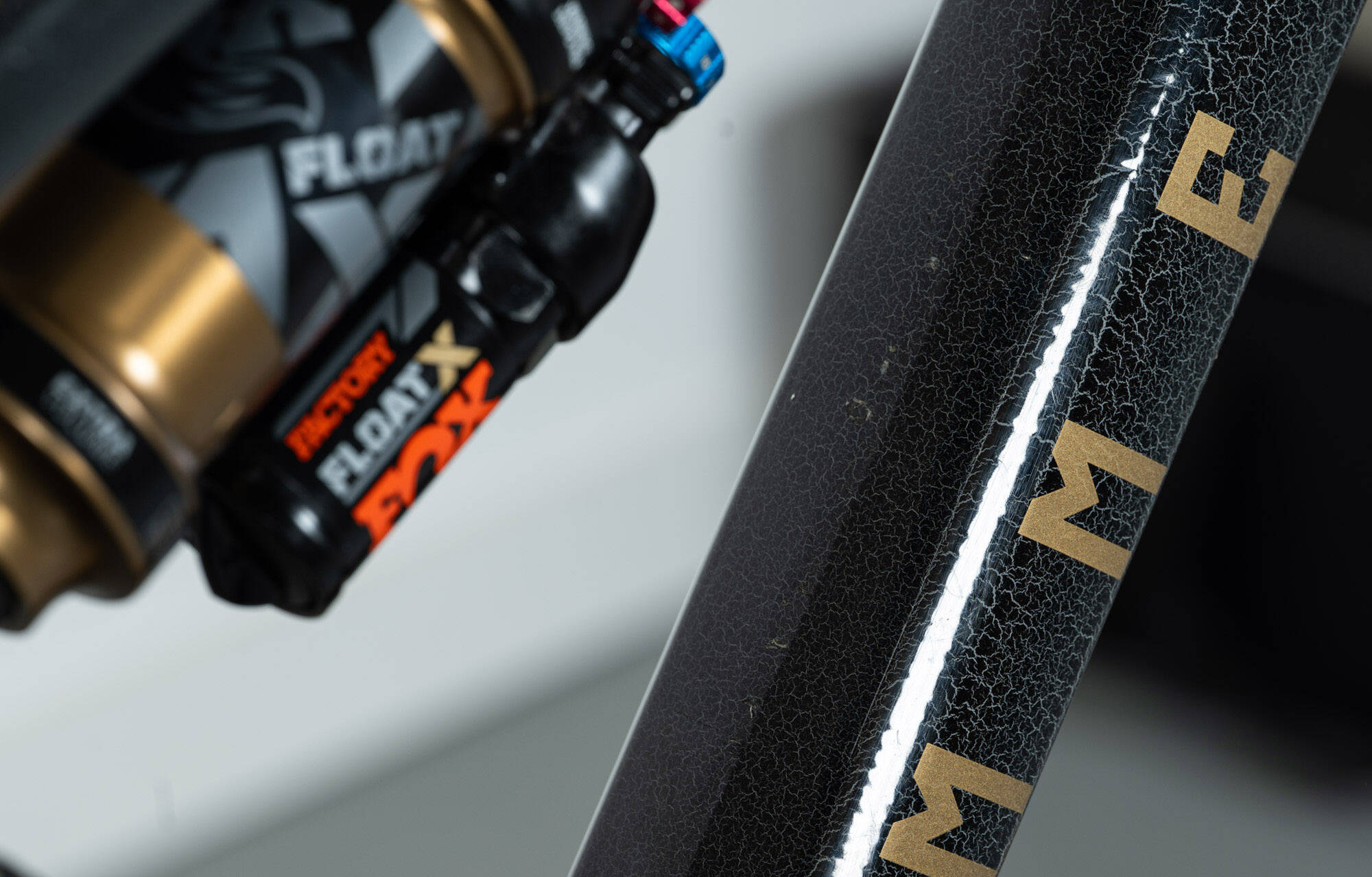 COMMENCAL T.E.M.P.O. T-TYPE CRACKLED BLACK - L (23120503) image large number 10