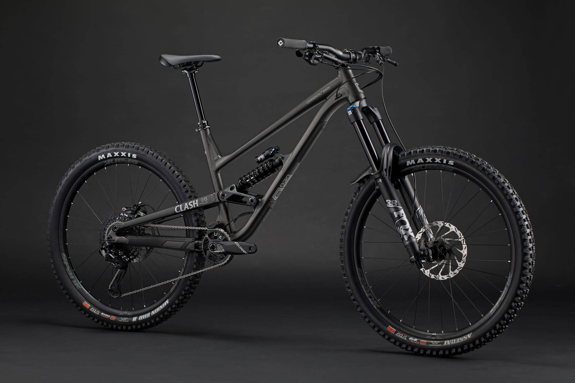COMMENCAL CLASH RIDE FOX DARK SLATE 2025 image large number 1
