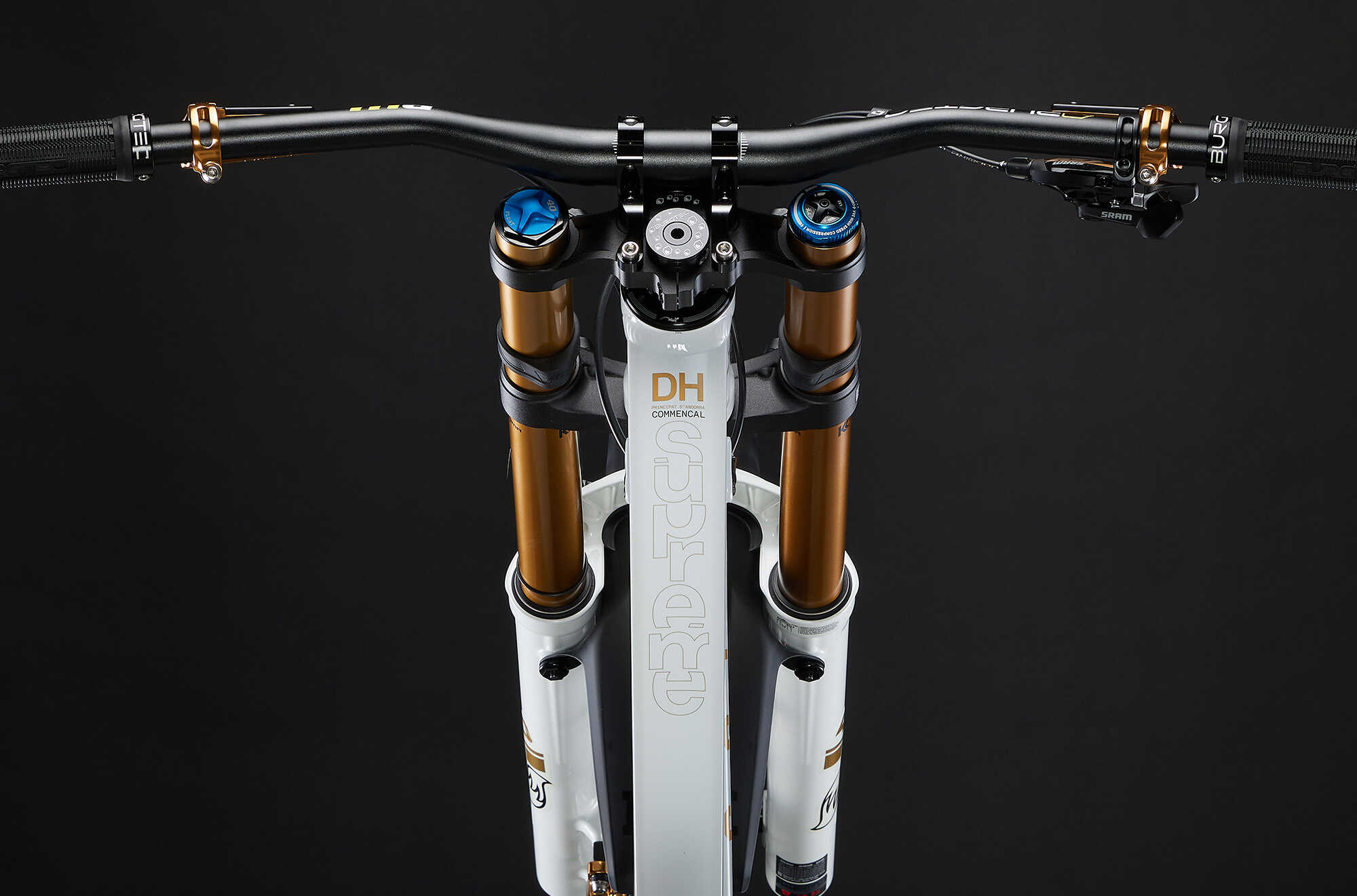 COMMENCAL SUPREME DH V5 SIGNATURE LTD PURE WHITE image large number 3