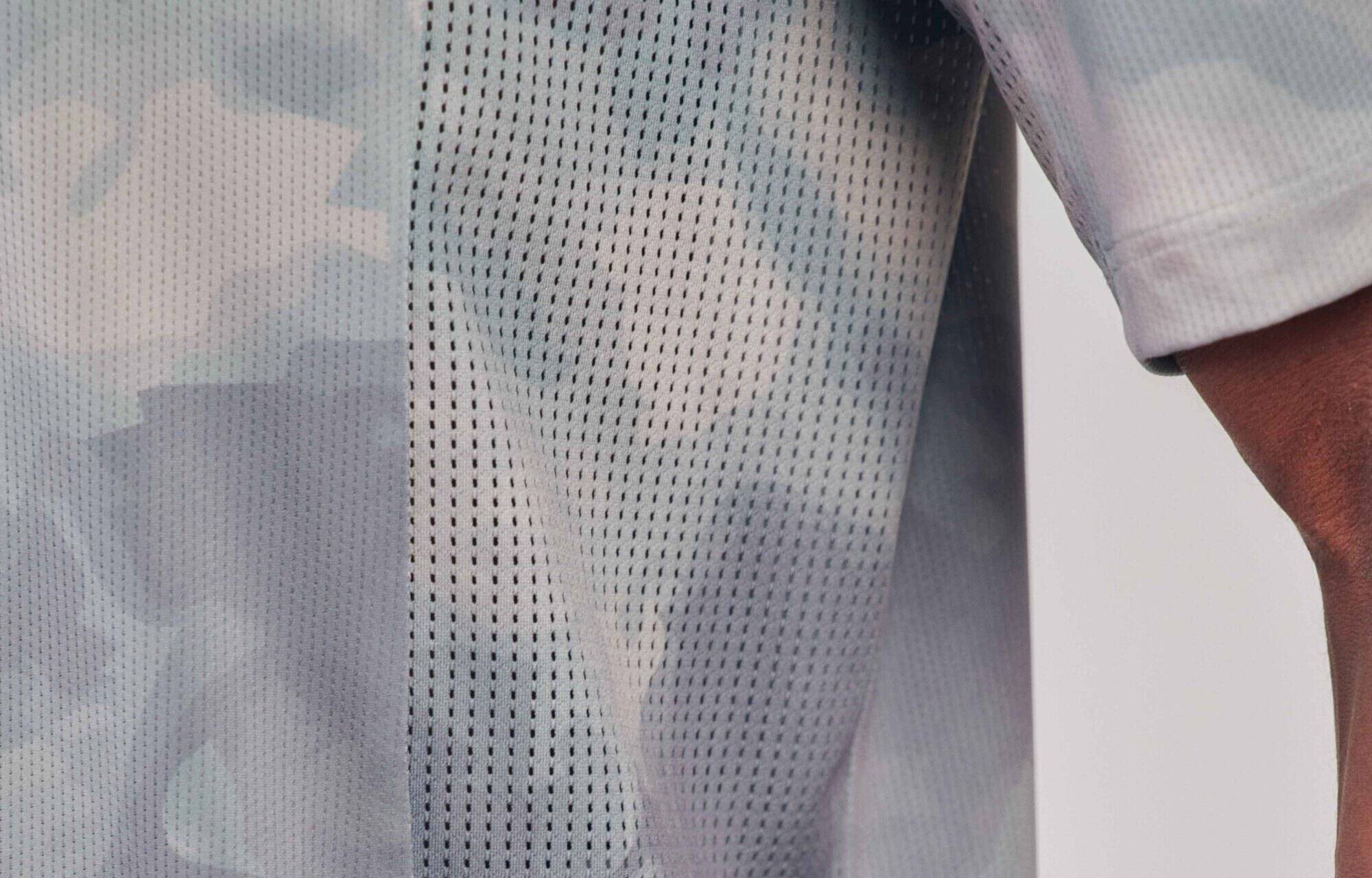 COMMENCAL LIGHTECH SHORT SLEEVE JERSEY SHADOW GREY image large number 4