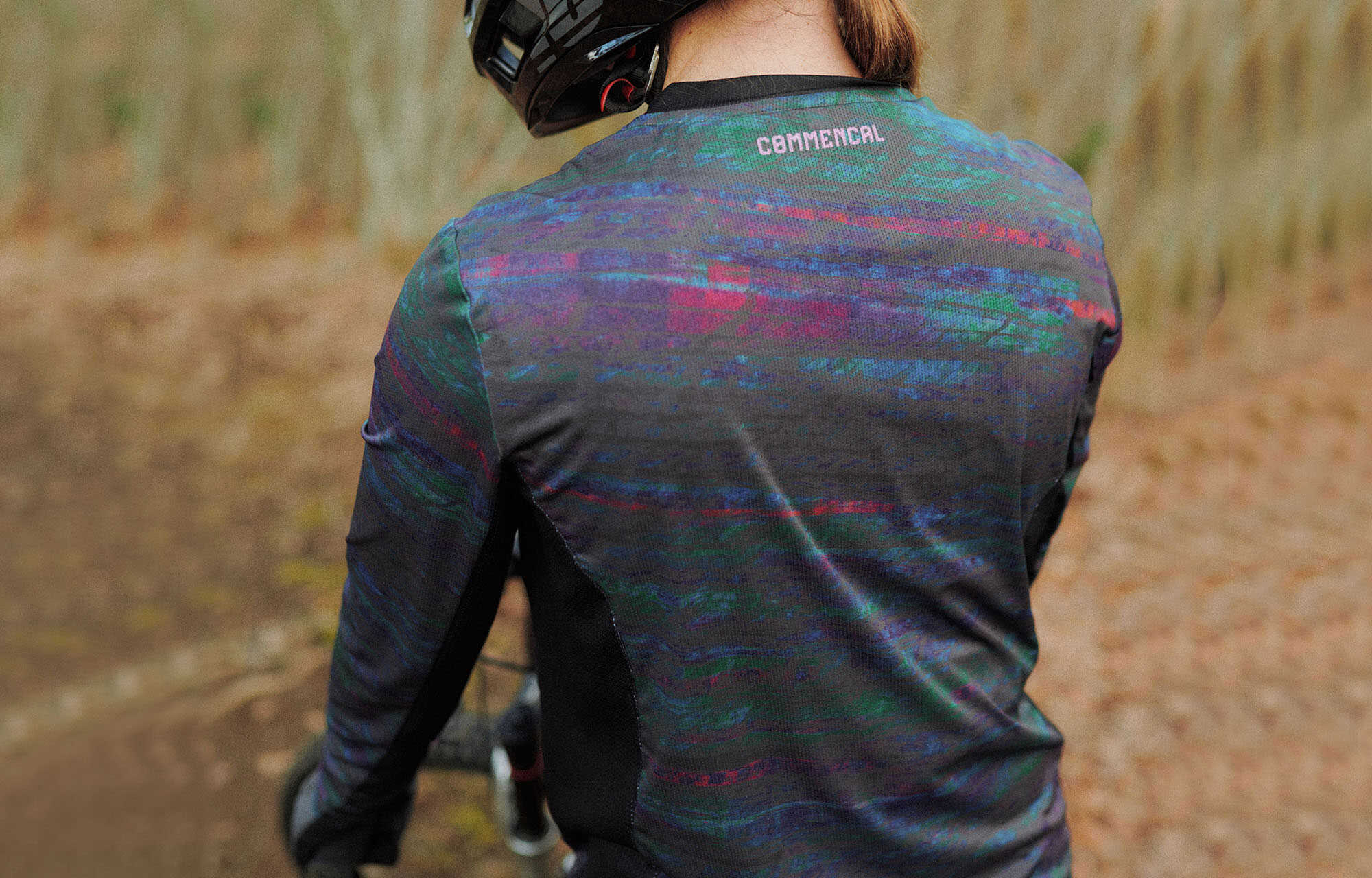 MAGLIA COMMENCAL LIGHTECH MANICHE LUNGHE WOMEN AURORA image large number 0