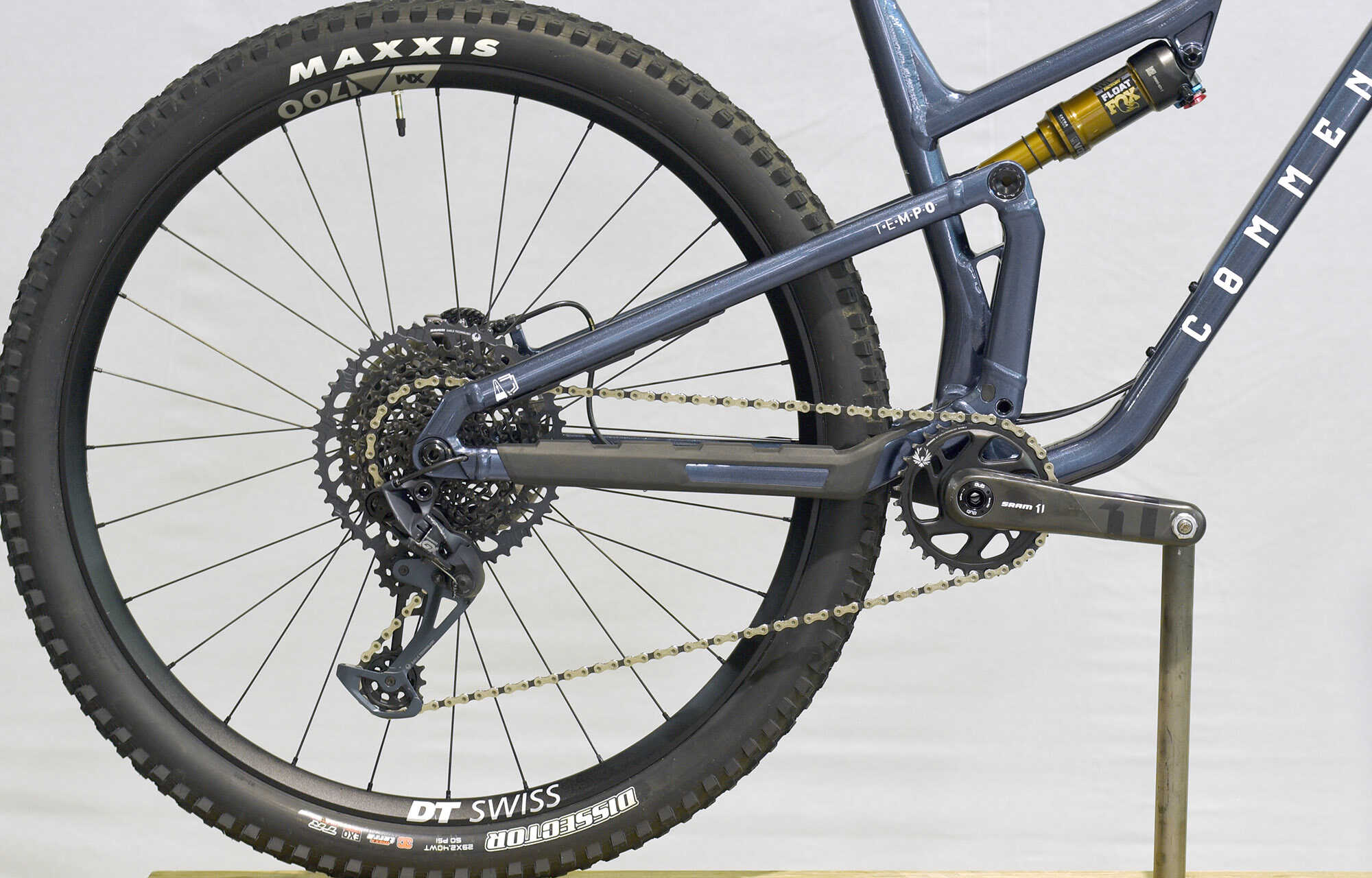 COMMENCAL T.E.M.P.O. SIGNATURE SPARKLY BLUE - L (23121503) image large number 0