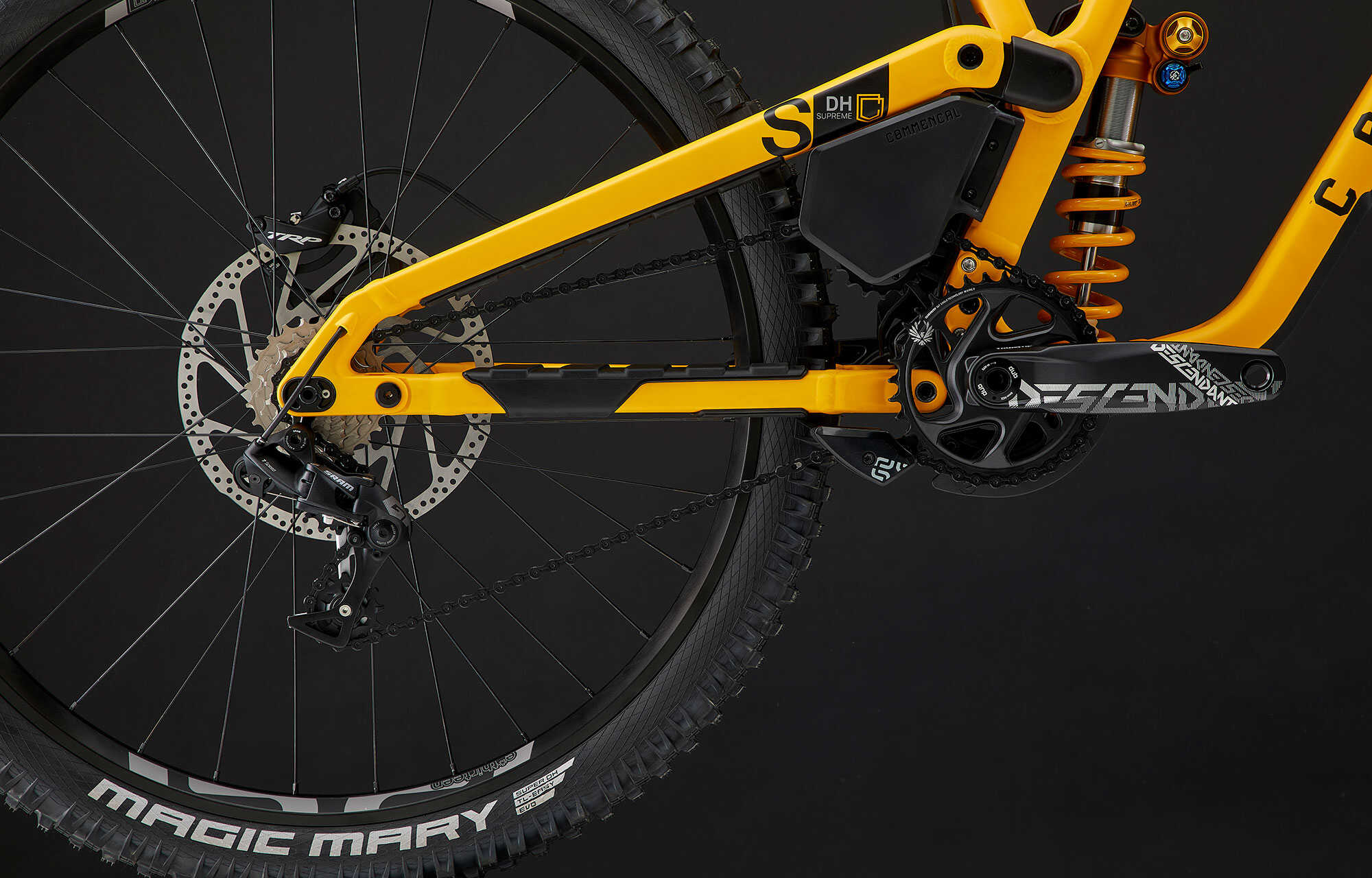 COMMENCAL SUPREME DH V5 OHLINS EDITION YELLOW image large number 6