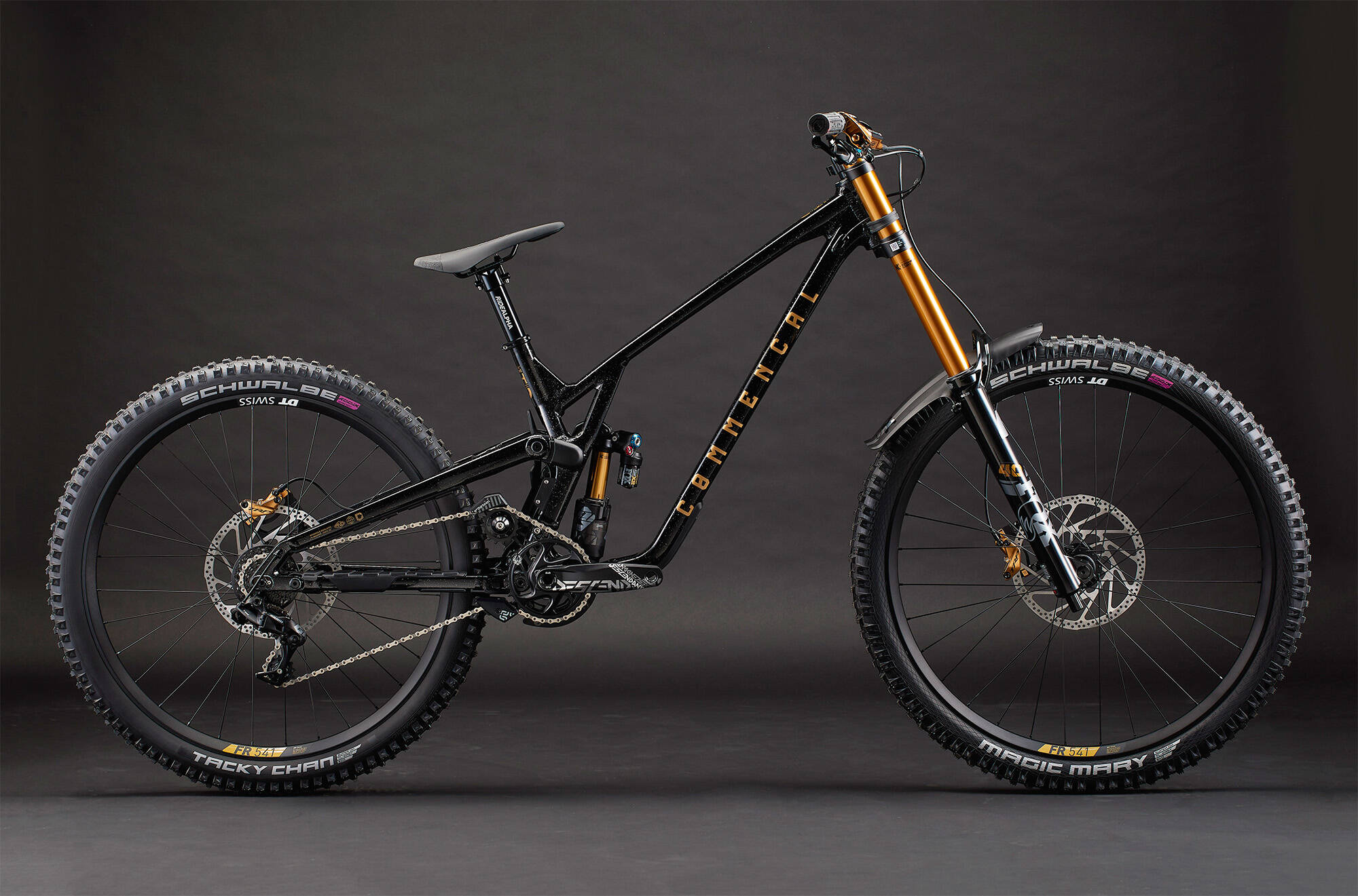 COMMENCAL SUPREME DH V5 SIGNATURE LTD GLITTERY BLACK 2025 image large number 0