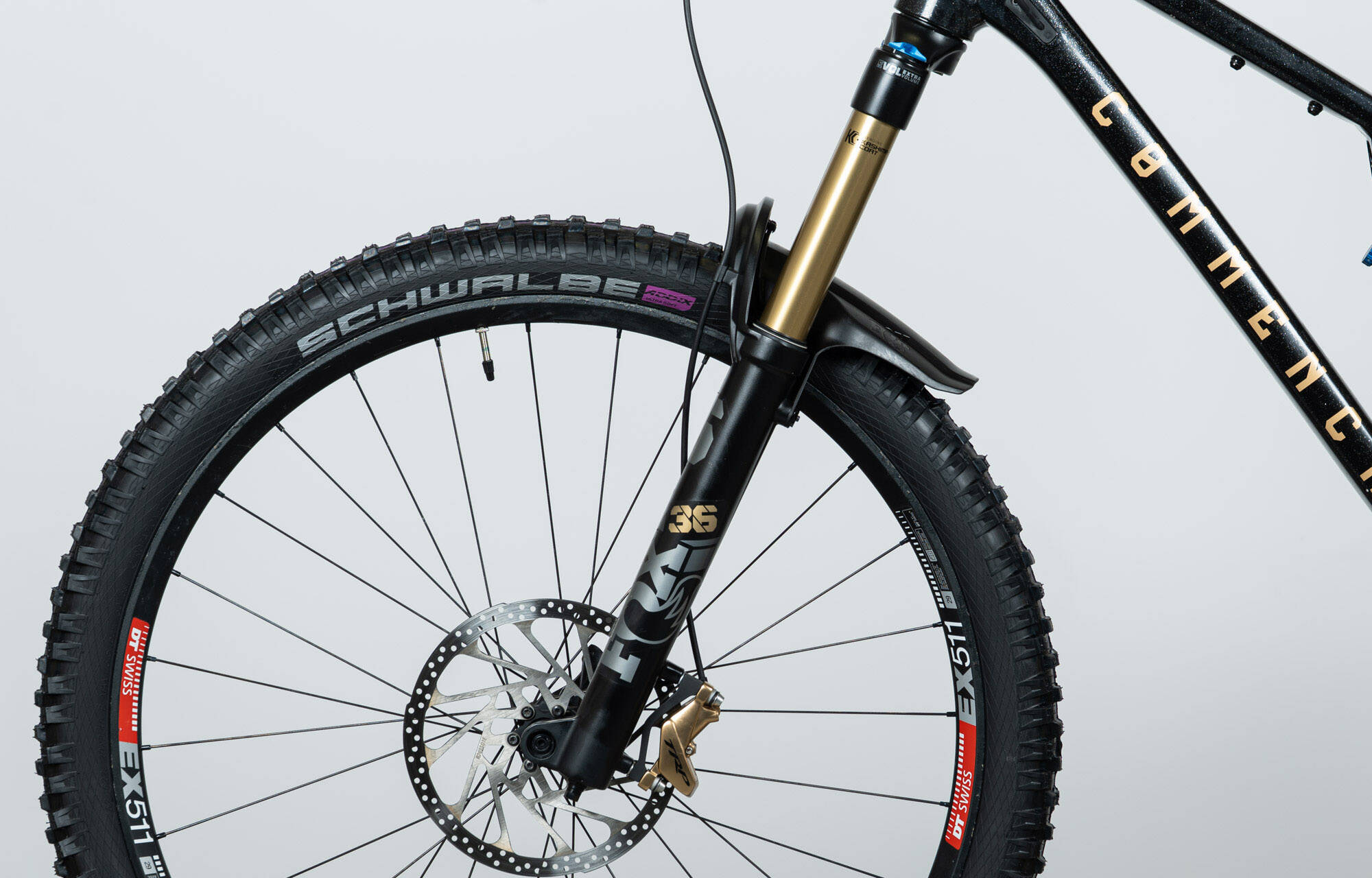 COMMENCAL META V5 T-TYPE GLITTERY BLACK ALC - L (23100043) image large number 5