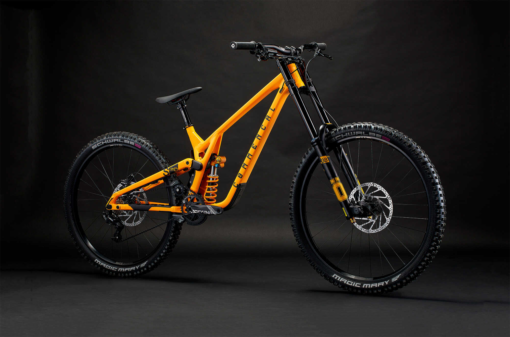 COMMENCAL SUPREME DH V5 OHLINS EDITION YELLOW image large number 1