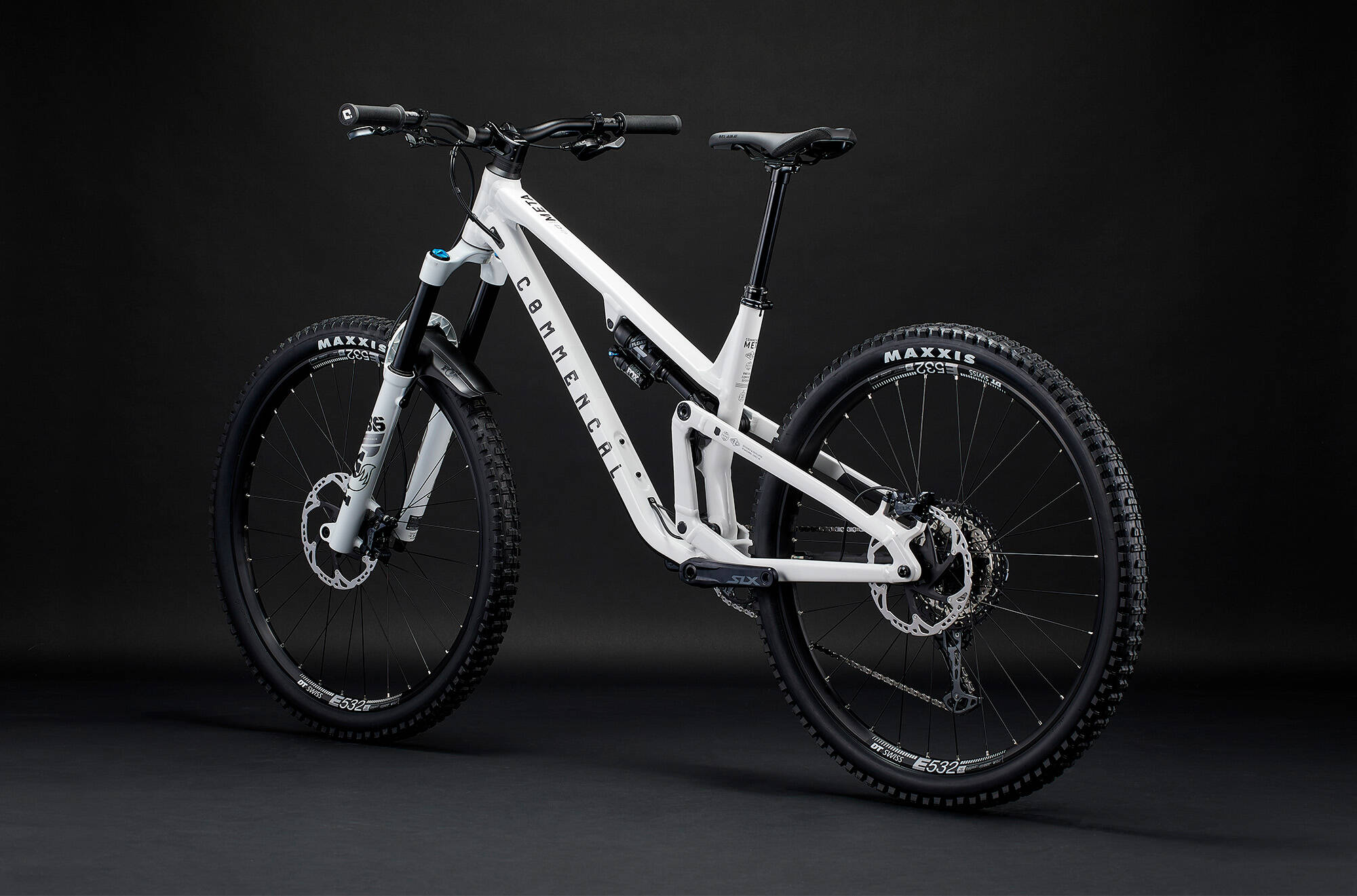 COMMENCAL META V5 ESSENTIAL PURE WHITE image large number 2