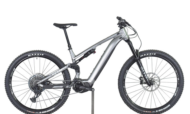 COMMENCAL META POWER SHIMANO TR RACE MATTE GRAPHITE - L (21181103) 370km