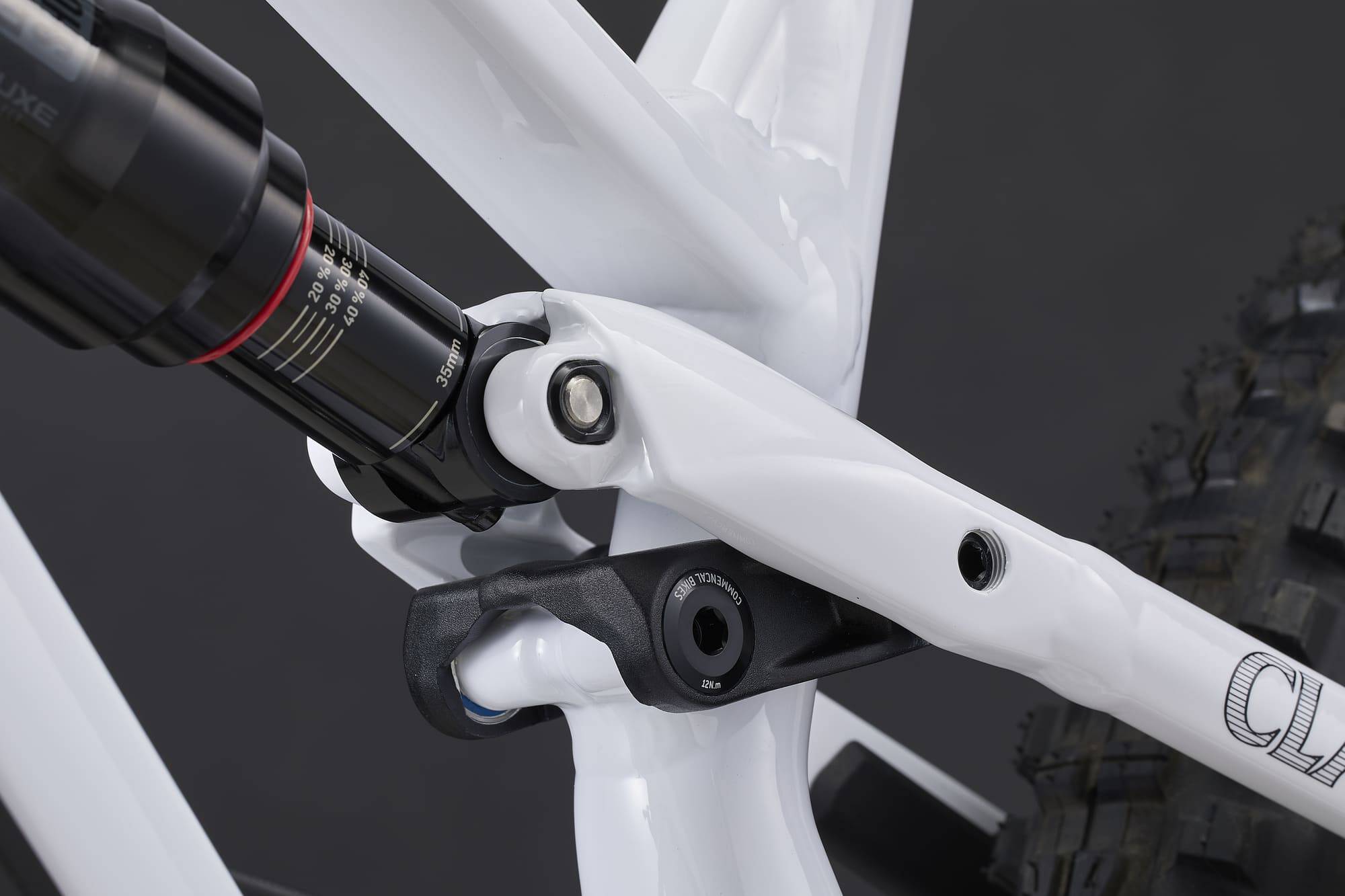 COMMENCAL CLASH 20 PURE WHITE 2026 image large number 9