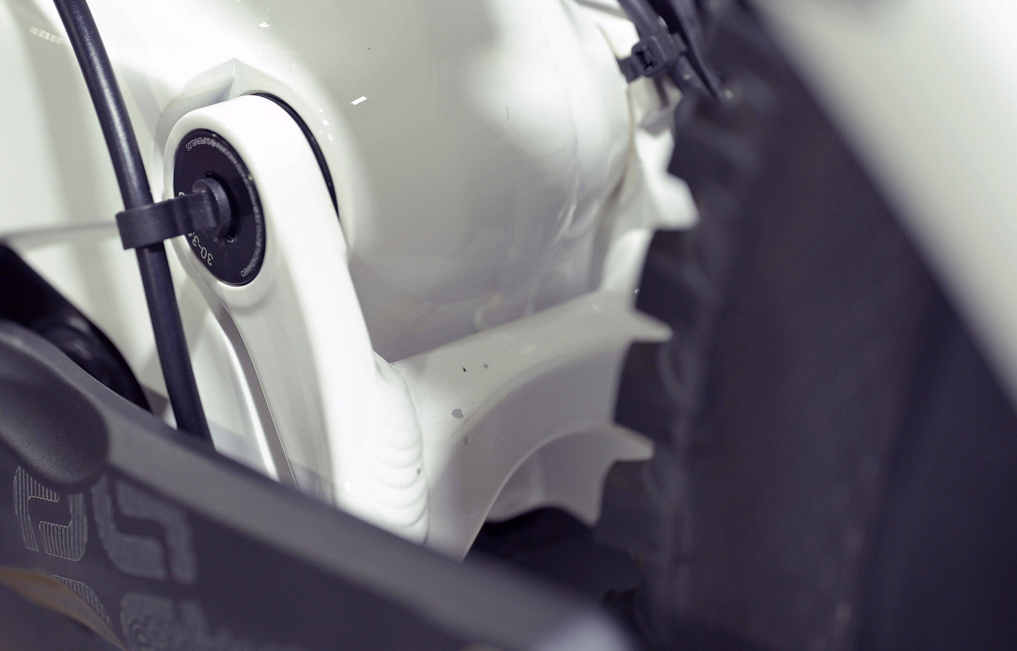 COMMENCAL META POWER SX BOSCH SIGNATURE PURE WHITE - L (22181903) 254 km image large number 11