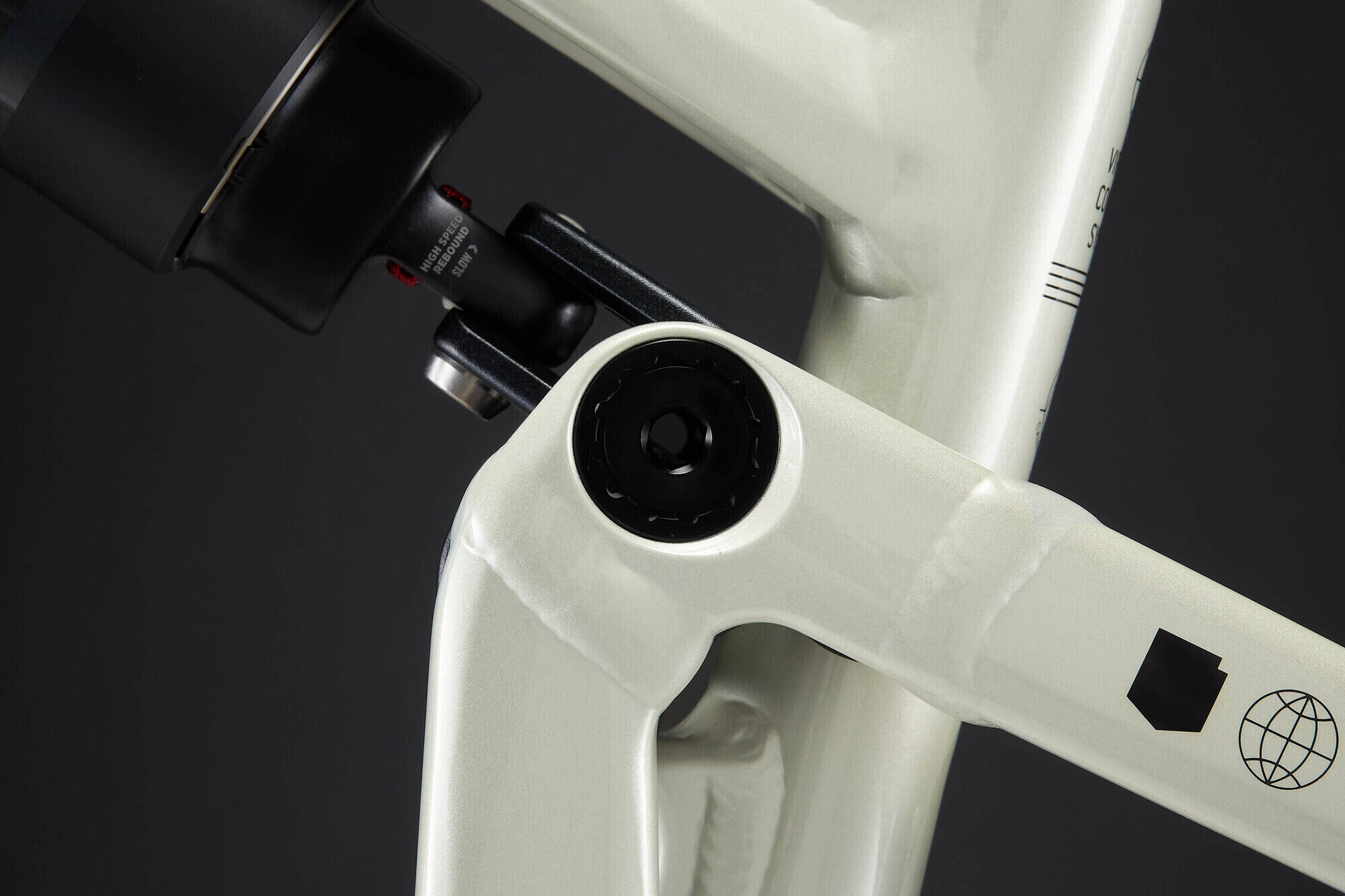 COMMENCAL META SX V5 SIGNATURE CLEAR SILVER image large number 9