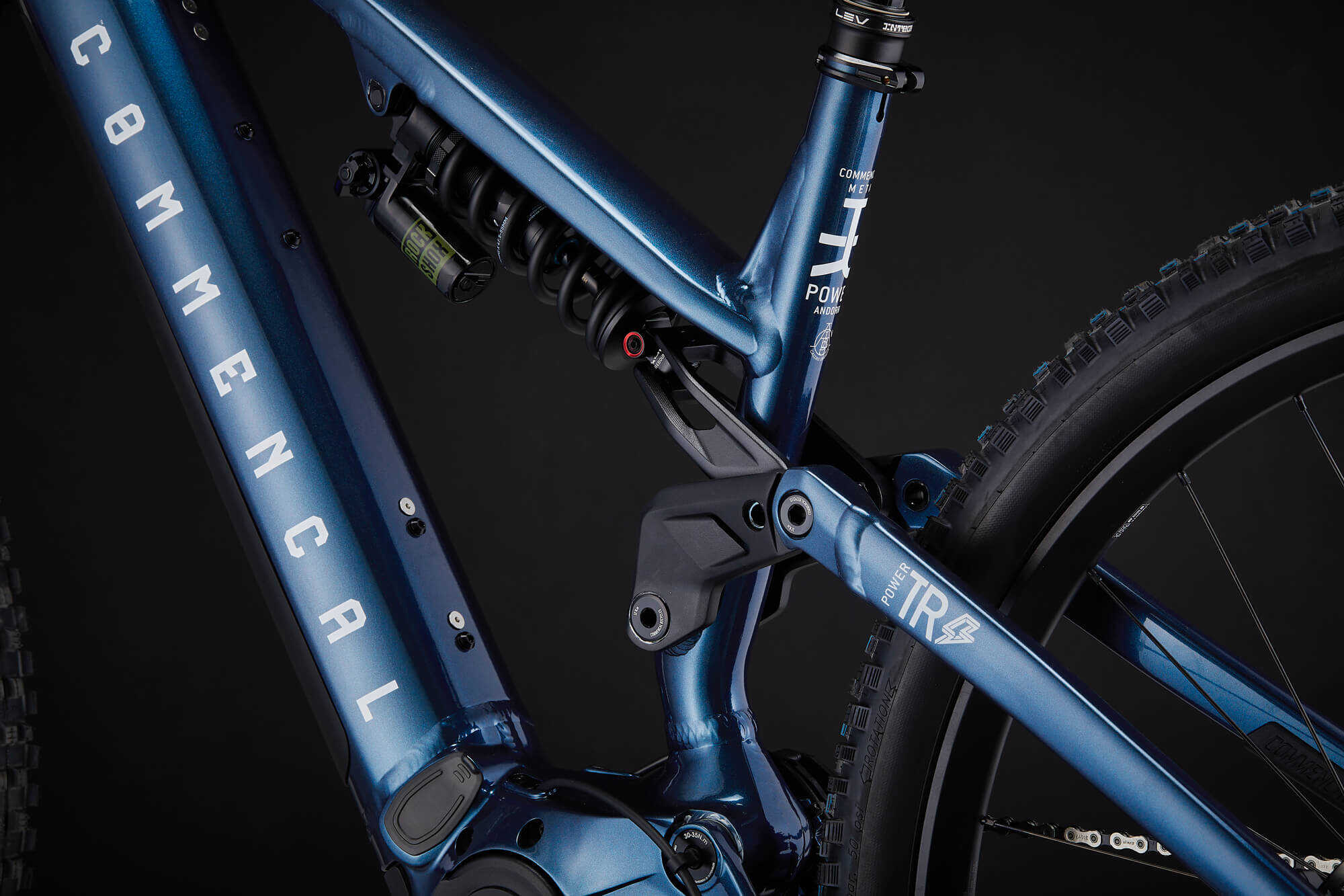 COMMENCAL META POWER TR BOSCH RACE SPARKLY BLUE image large number 6