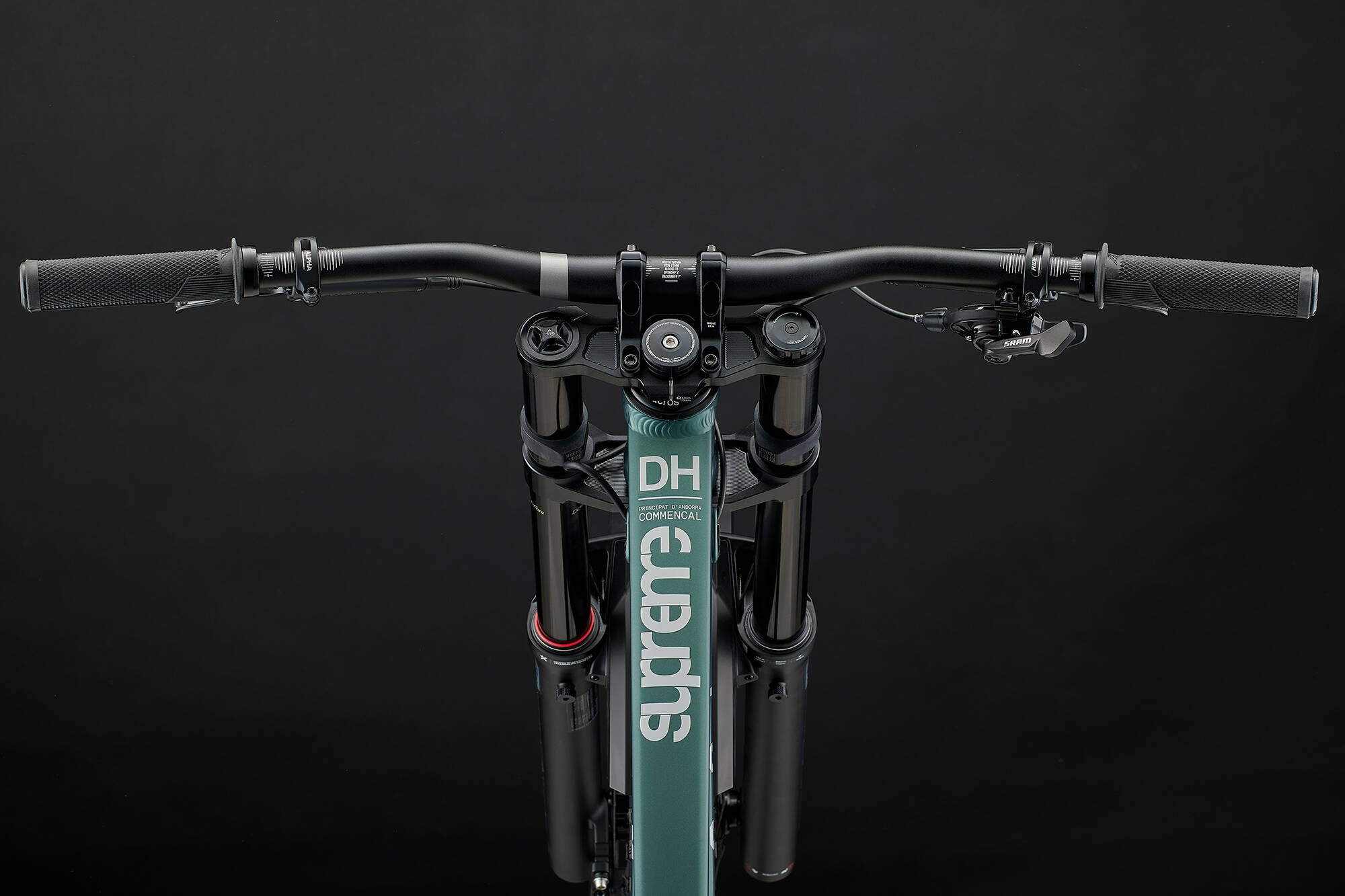 COMMENCAL SUPREME DH V5 RIDE METALLIC GREEN image large number 3