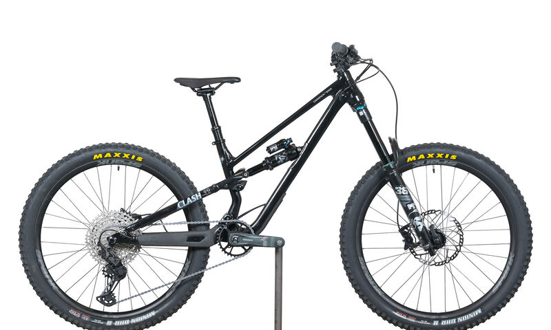 COMMENCAL CLASH JR V2 GLITTERY BLACK (22175700)