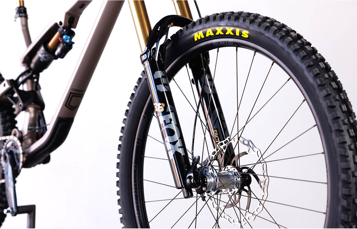 COMMENCAL META SX V4 ALC CHAMPAGNE image large number 2