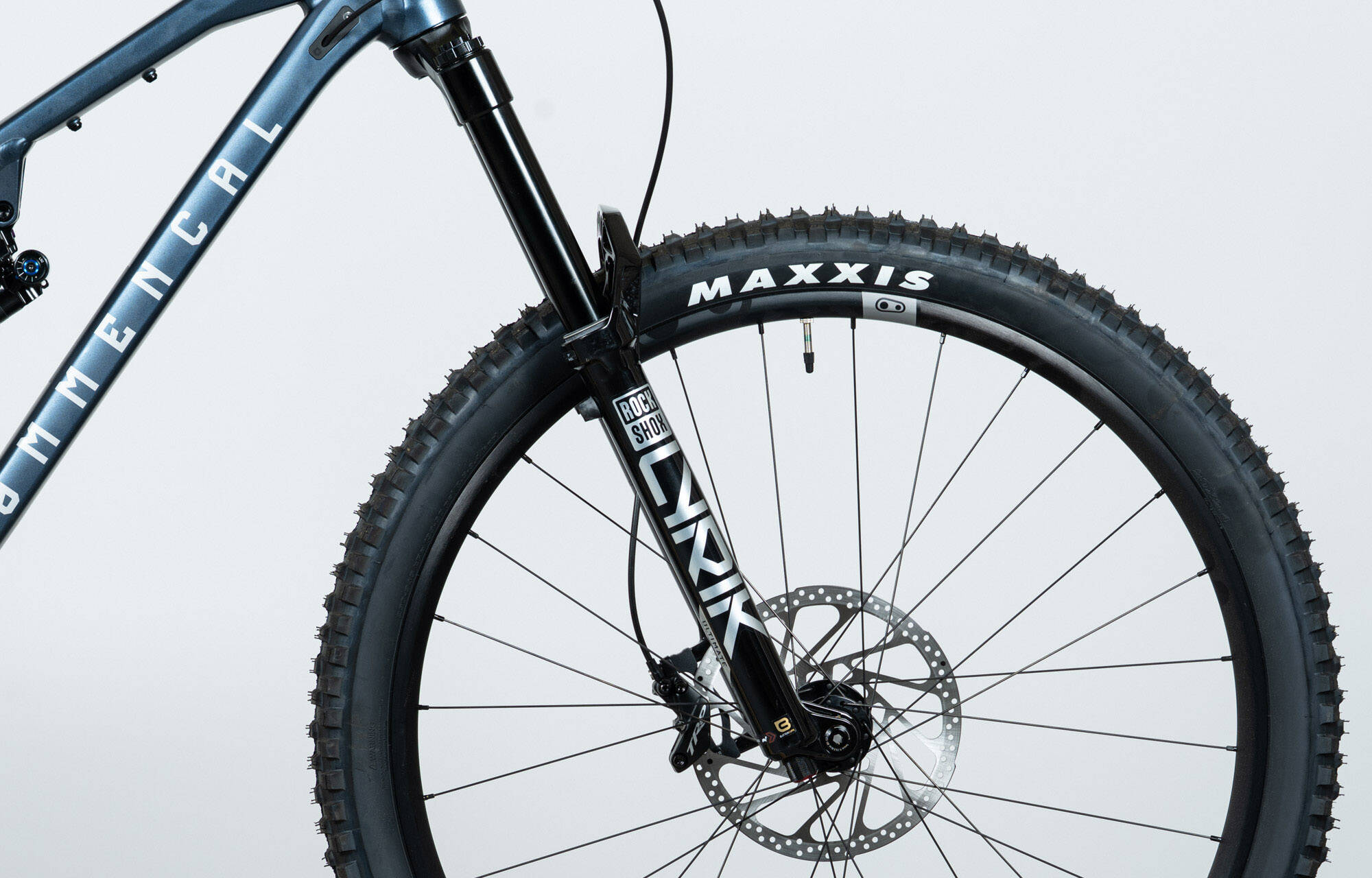 COMMENCAL META V5 RACE SPARKLY BLUE - M (23121302) image large number 1