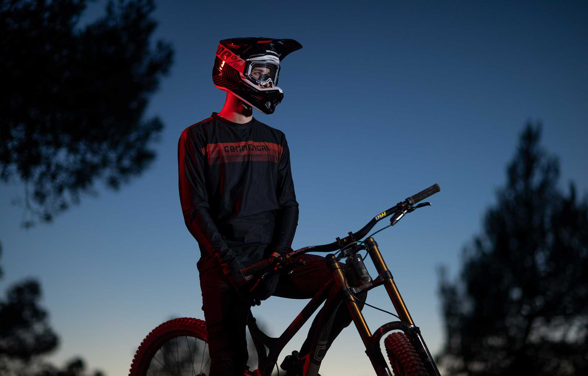 COMMENCAL LANGARM TRIKOT LIGHTECH RACE RED POLYCHROM image large number 5