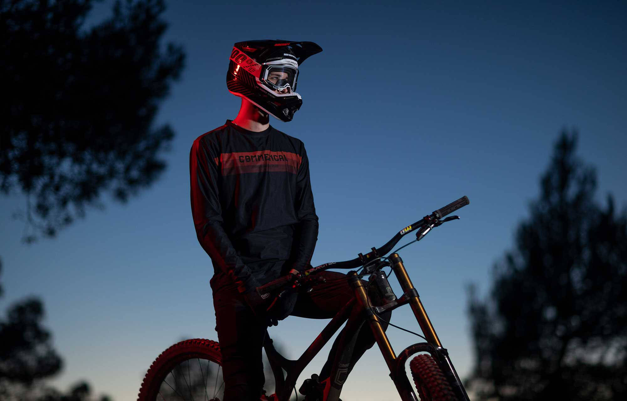 COMMENCAL LANGARM TRIKOT LIGHTECH RACE RED POLYCHROM image large number 5