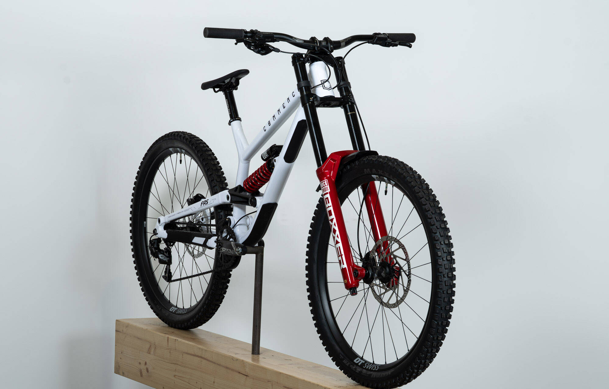 COMMENCAL FRS ROCKSHOX PURE WHITE - M (25150902) image large number 2