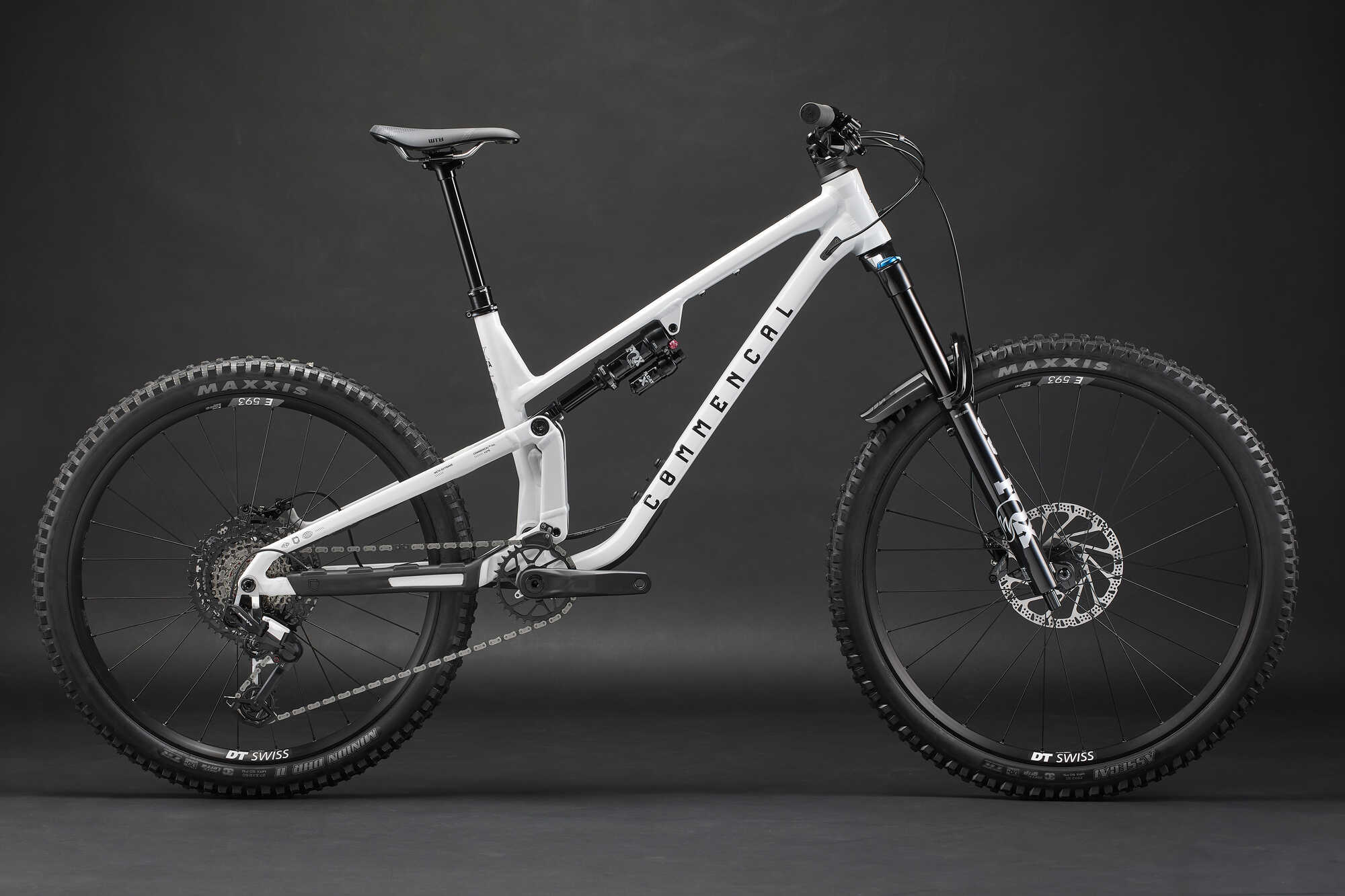 COMMENCAL META SX V5 ESSENTIAL PURE WHITE 2027 image large number 0