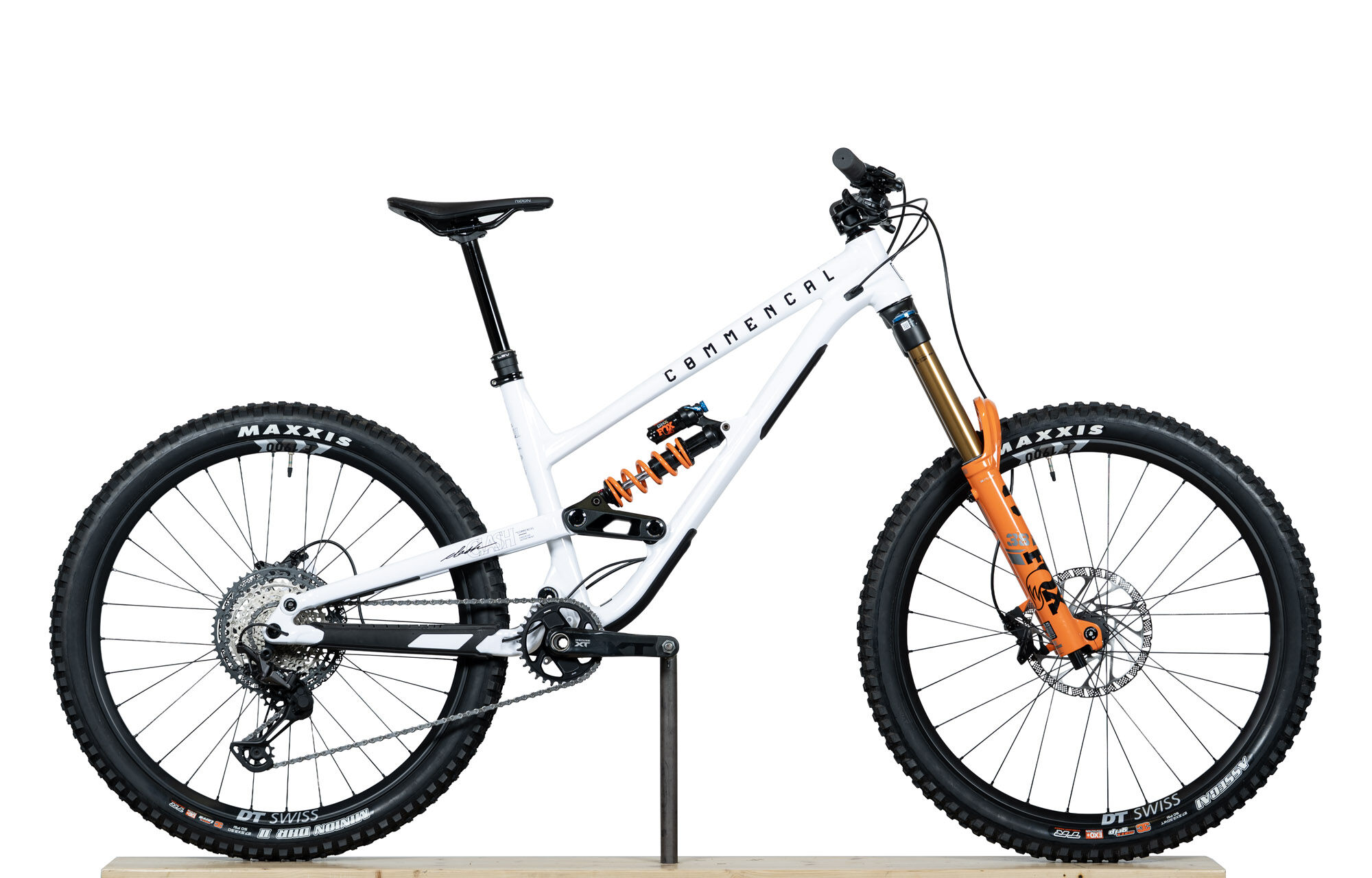 COMMENCAL REFURBISHED