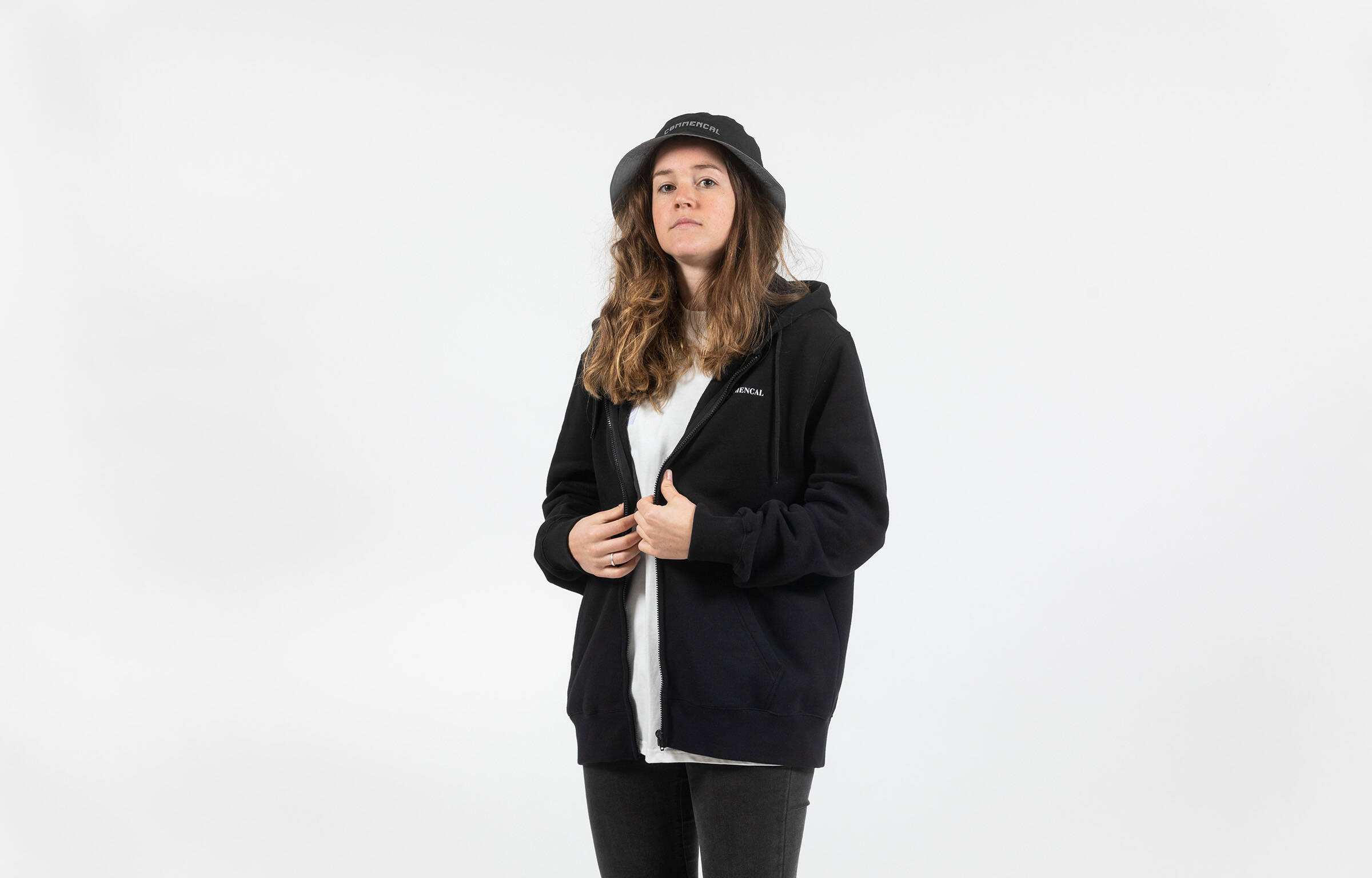 COMMENCAL 4 SHIELDS ZIPPER HOODIE BLACK image large number 1