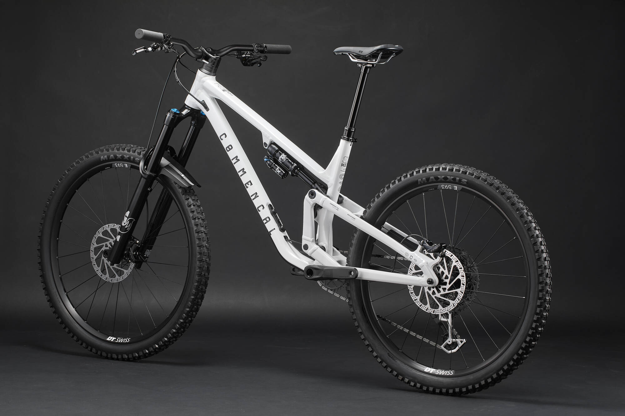 COMMENCAL META SX V5 ESSENTIAL PURE WHITE 2027 image large number 2