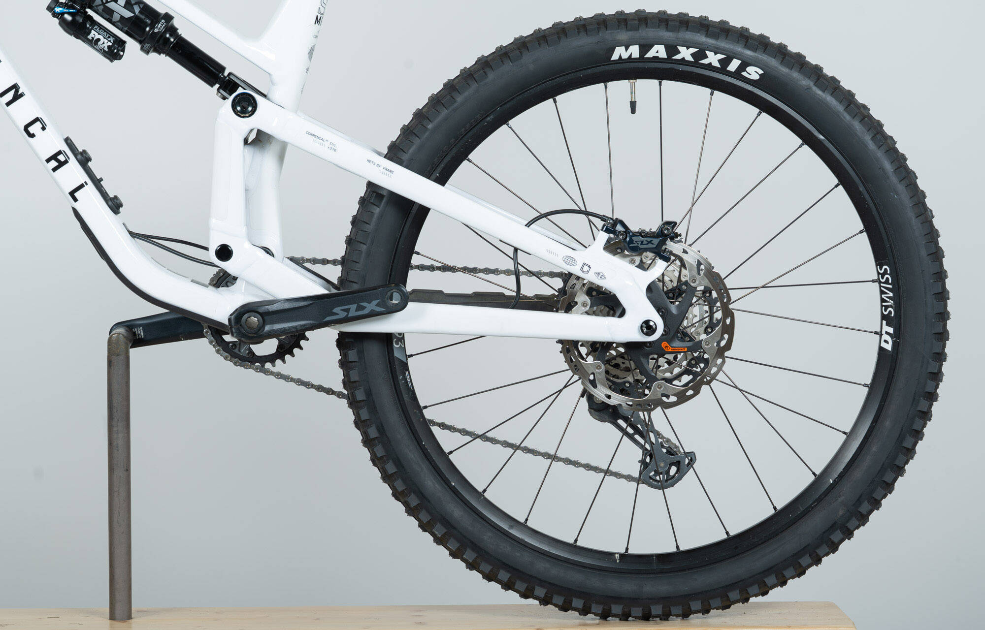 COMMENCAL META SX V5 ESSENTIAL PURE WHITE - L (25130303) image large number 5