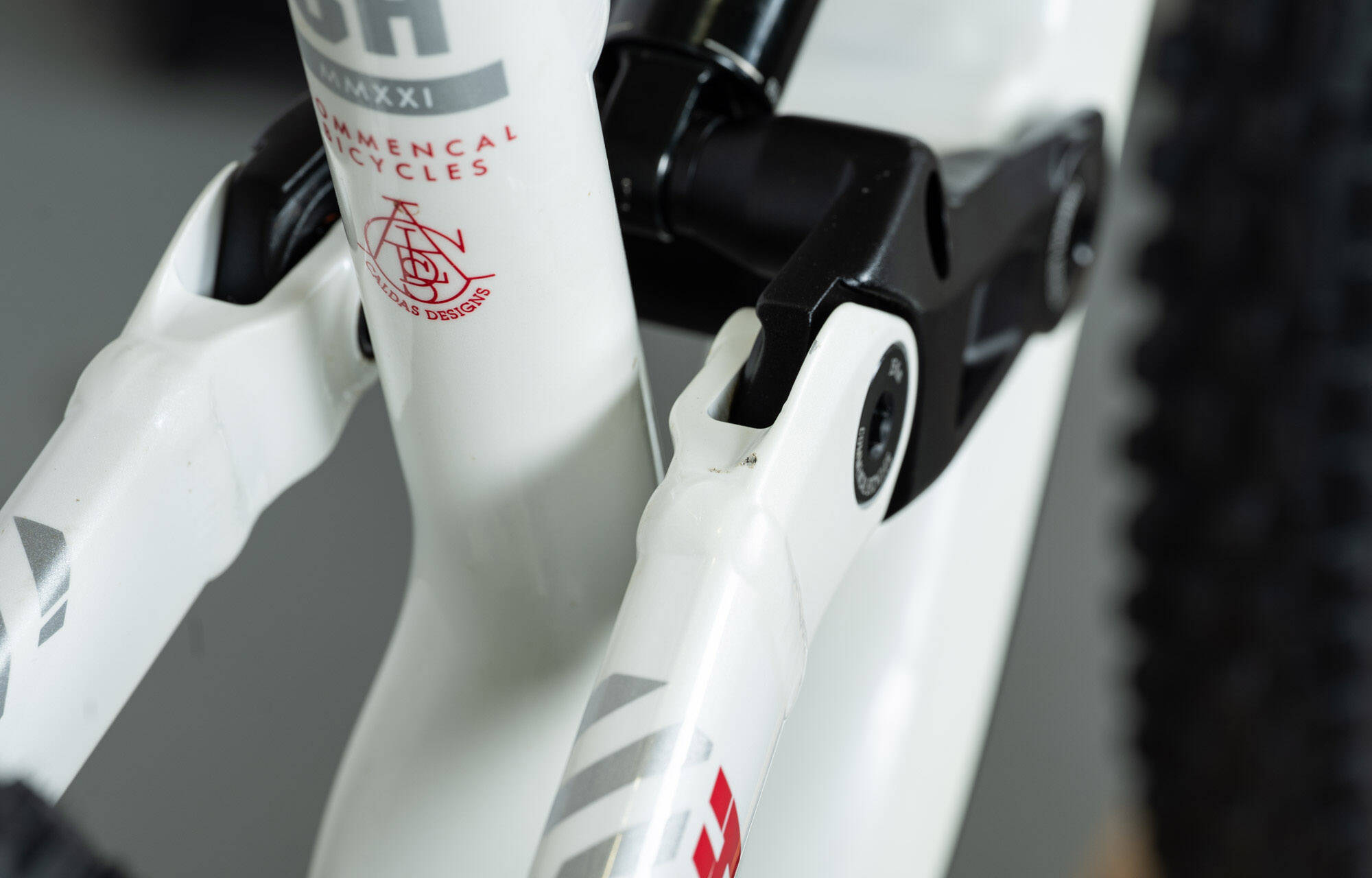 COMMENCAL CLASH JR PEARL WHITE & CHROME - (21170600) image large number 10