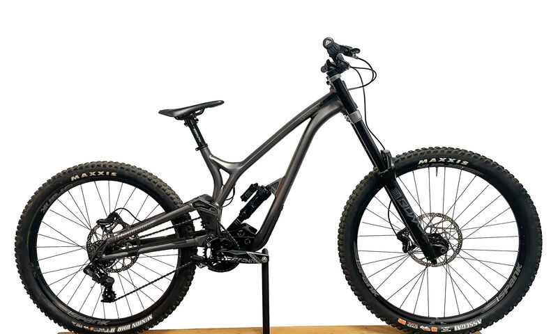 COMMENCAL SUPREME DH ESSENTIAL DARK SLATE (L)