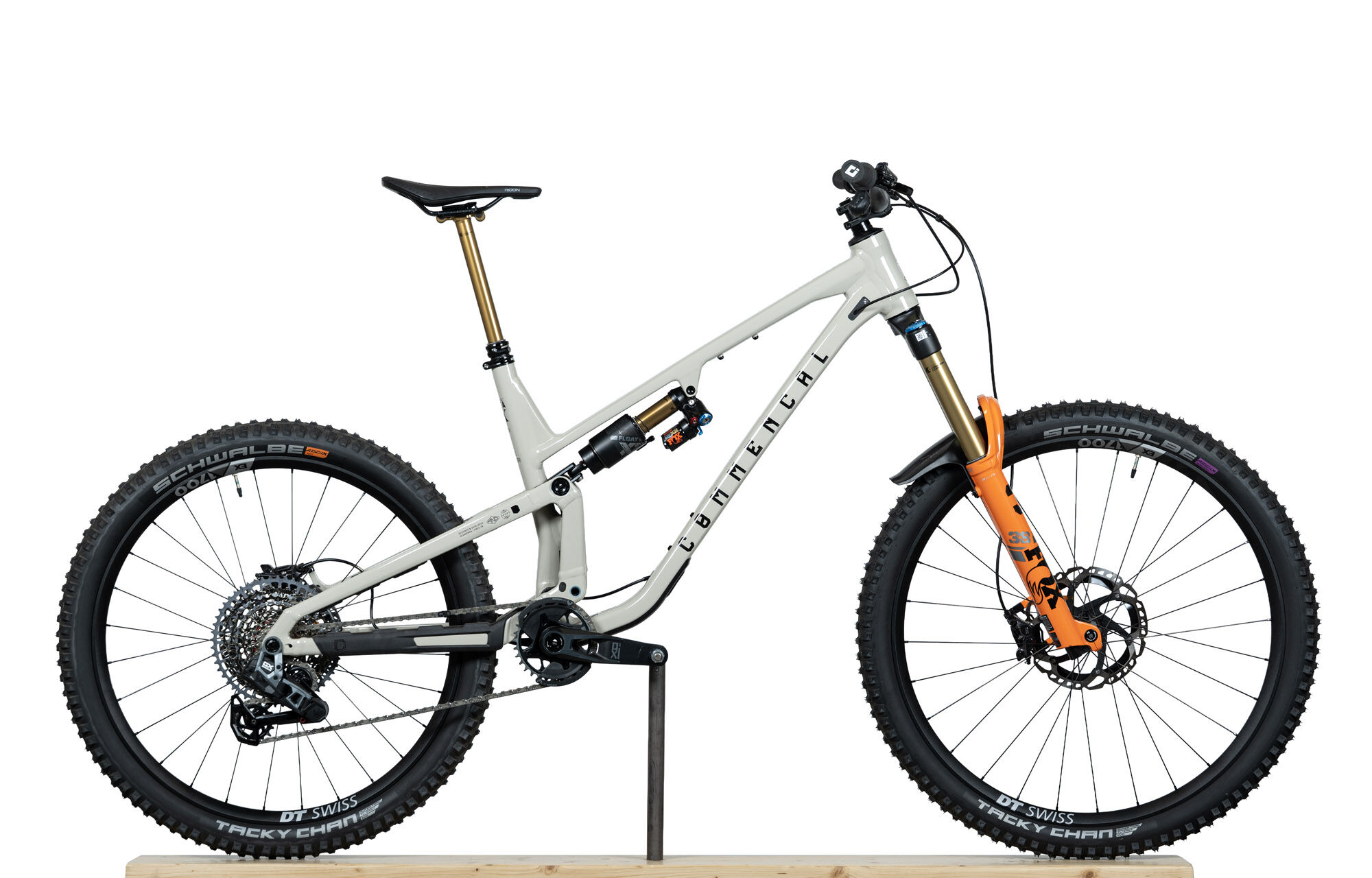 Commencal  AM 27.5.{早稲田大学付近での引き取りのみ} Refurbished Bikes Europe - High-Performance Reconditioned