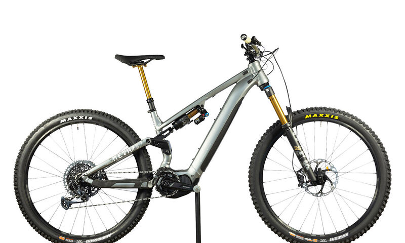 COMMENCAL META POWER TR RACE MATTE GRAPHITE ALC (M)