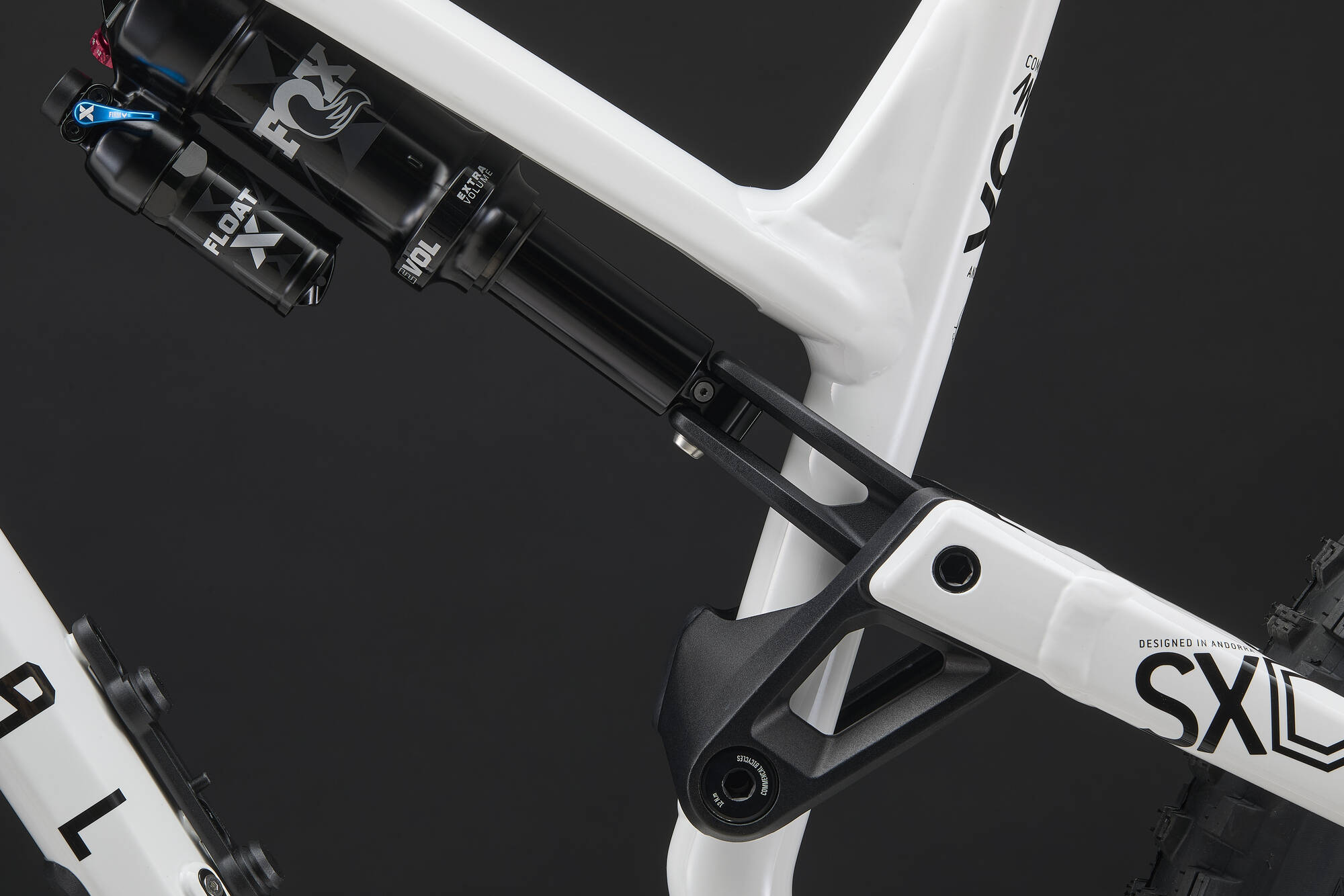 COMMENCAL META SX V4 ESSENTIAL PURE WHITE  2027 image large number 9