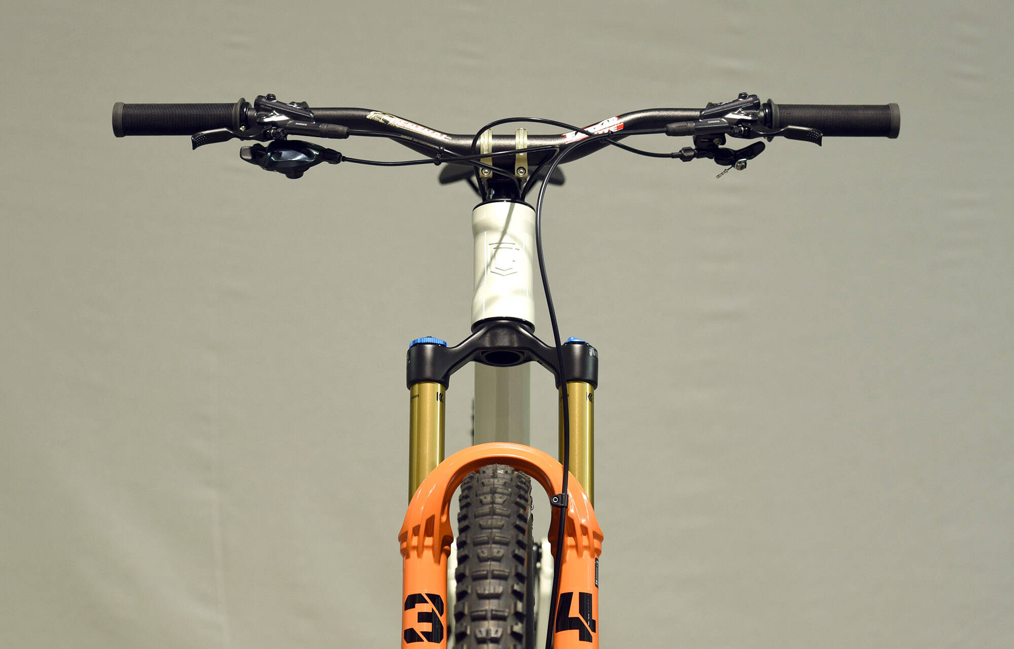 COMMENCAL T.E.M.P.O. SIGNATURE CLEAR SILVER - M (23120402) image large number 3