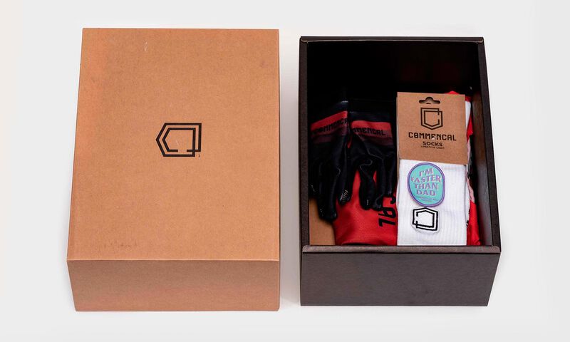 JUNIOR GIFT BOX