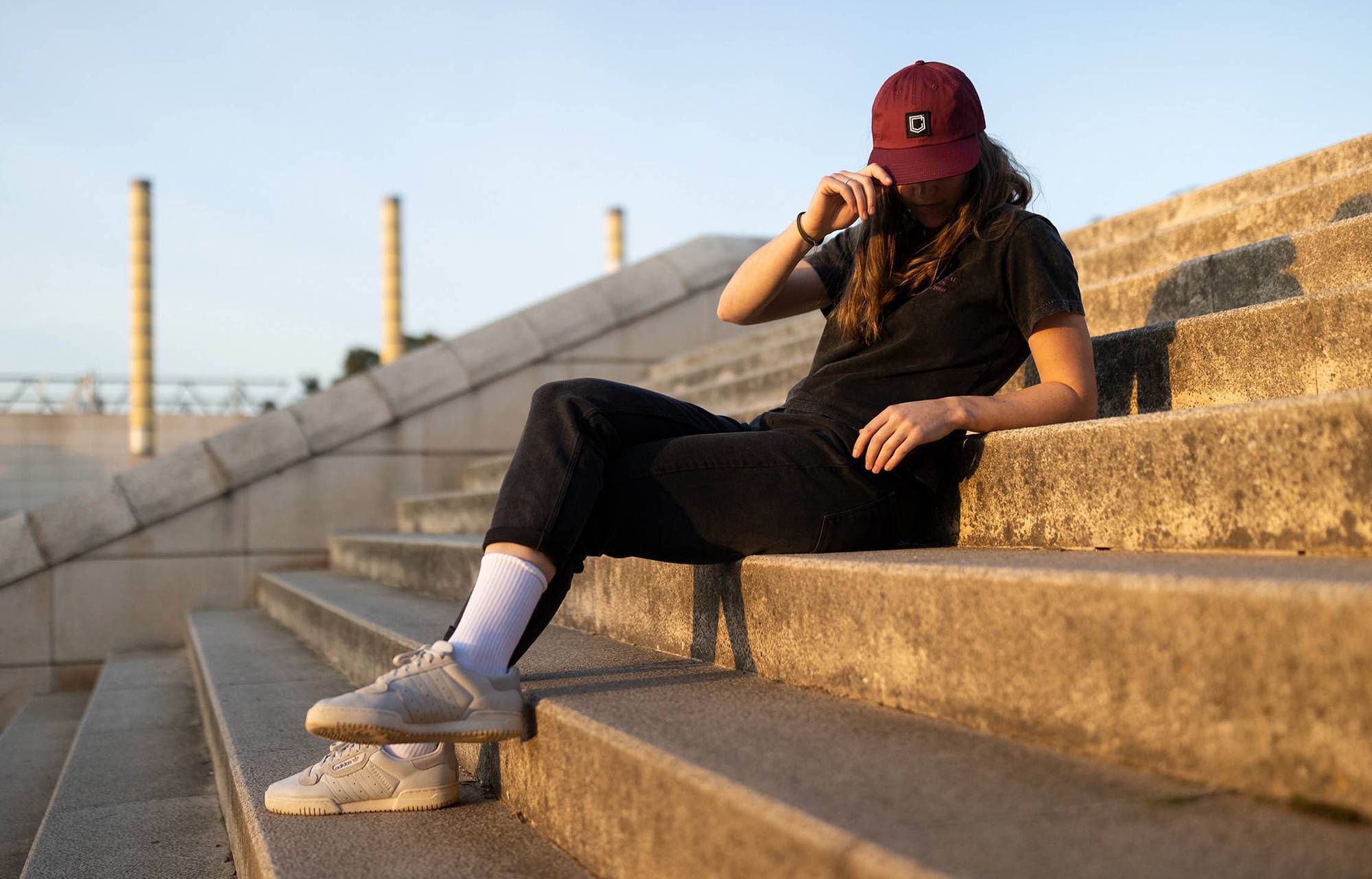 6 PANEL CAP DARK RED image large number 3