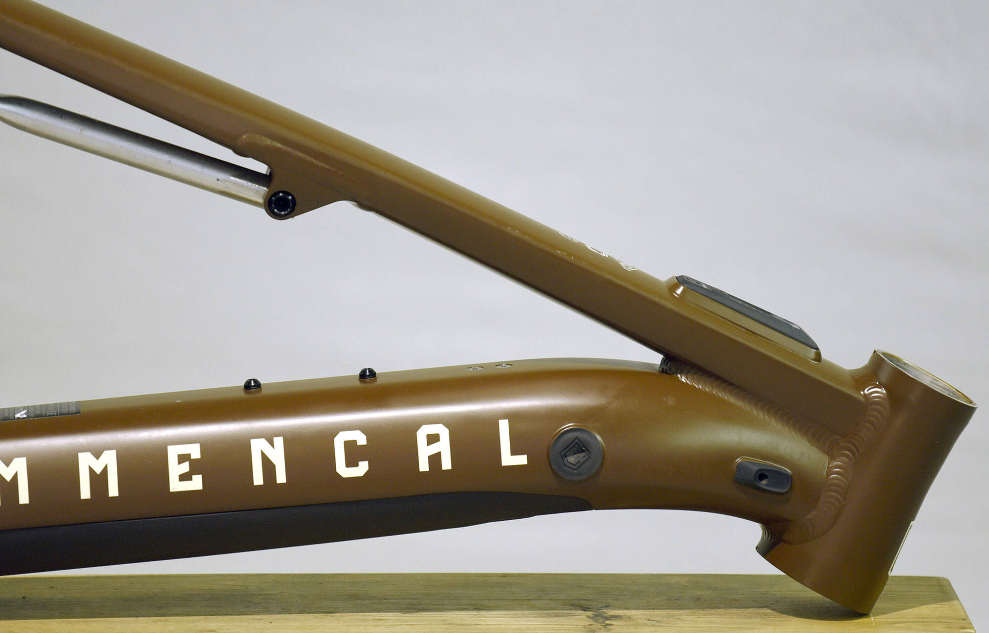 VIP FRAME COMMENCAL META POWER TR BOSCH CHOCOLATE - L (23280503) 1323 km image large number 0