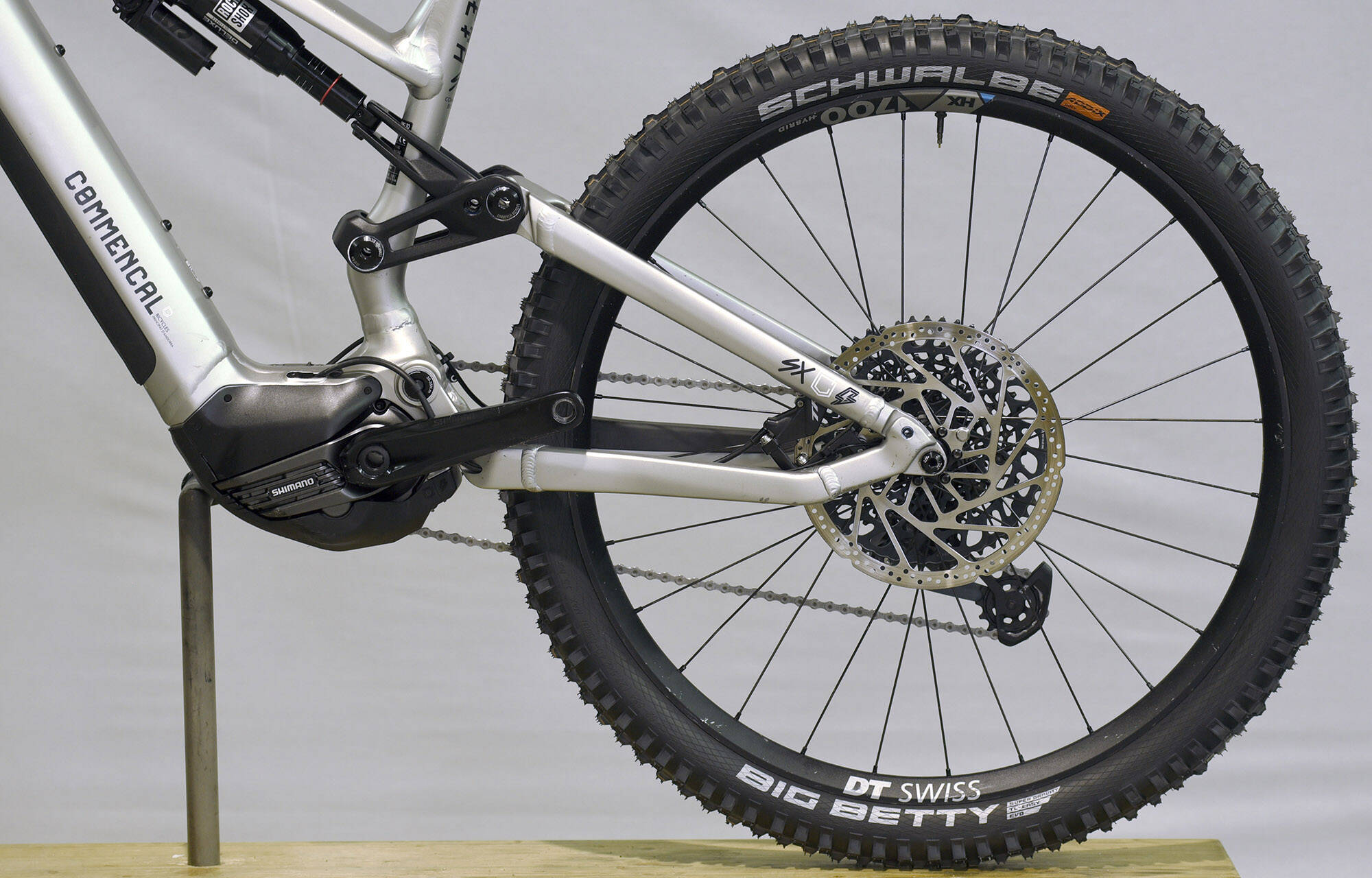 COMMENCAL META POWER SX SHIMANO RACE SILVER - L (22180703) 2129 km image large number 5