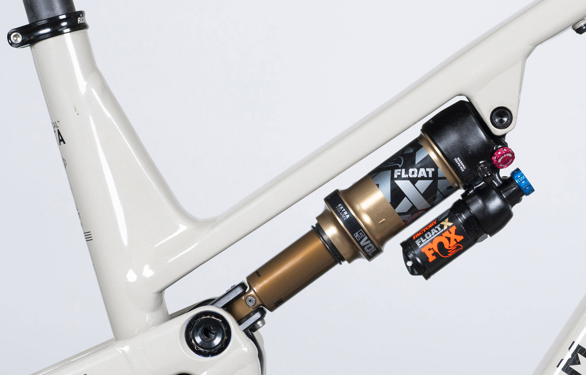 COMMENCAL META V5 SIGNATURE CHALK ALC - XL (22102022) image large number 1