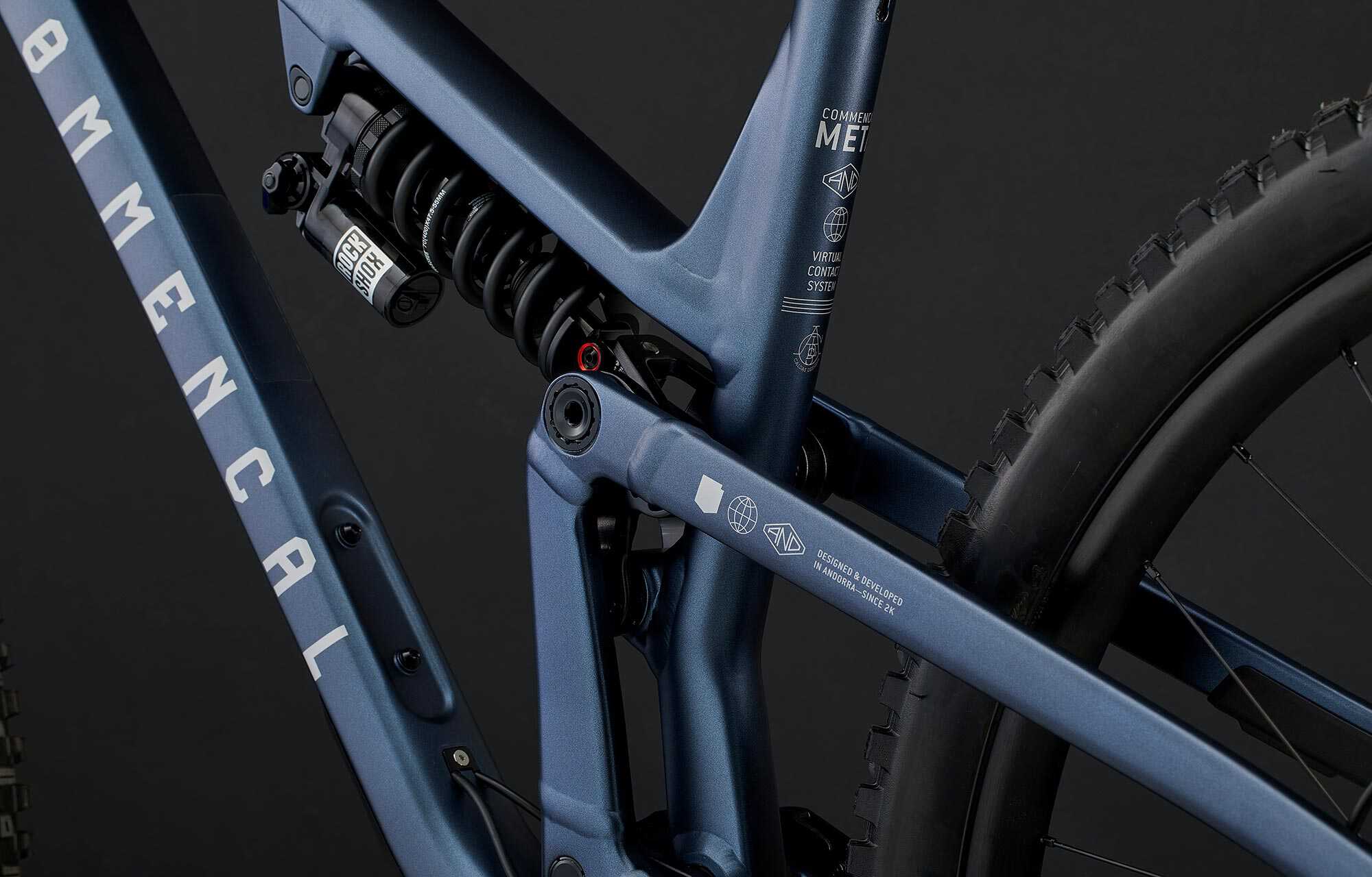 COMMENCAL META V5 RACE SPARKLY BLUE image large number 7