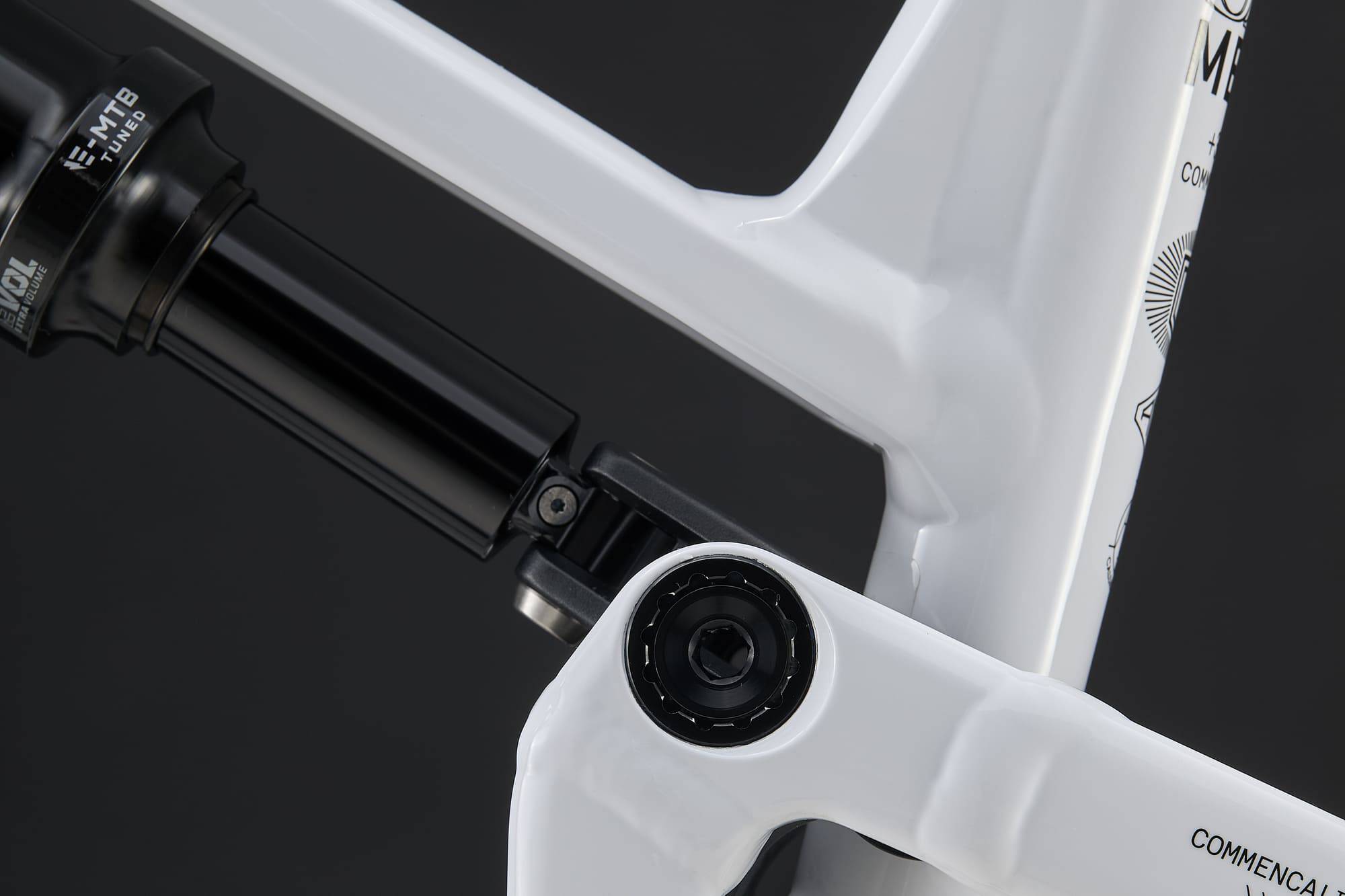 COMMENCAL META SX V5 ESSENTIAL PURE WHITE 2026 image large number 9