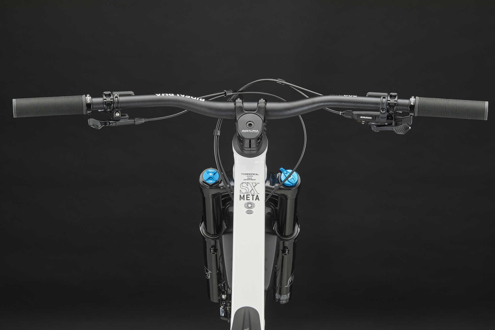 COMMENCAL META SX V5 ESSENTIAL PURE WHITE 2027 image large number 3