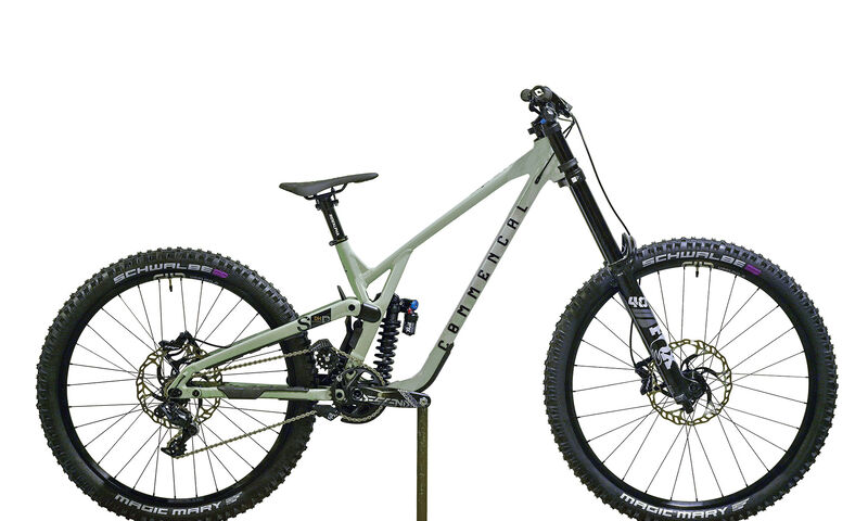 COMMENCAL SUPREME DH V5 ESSENTIAL HERITAGE GREEN - M (22150802)