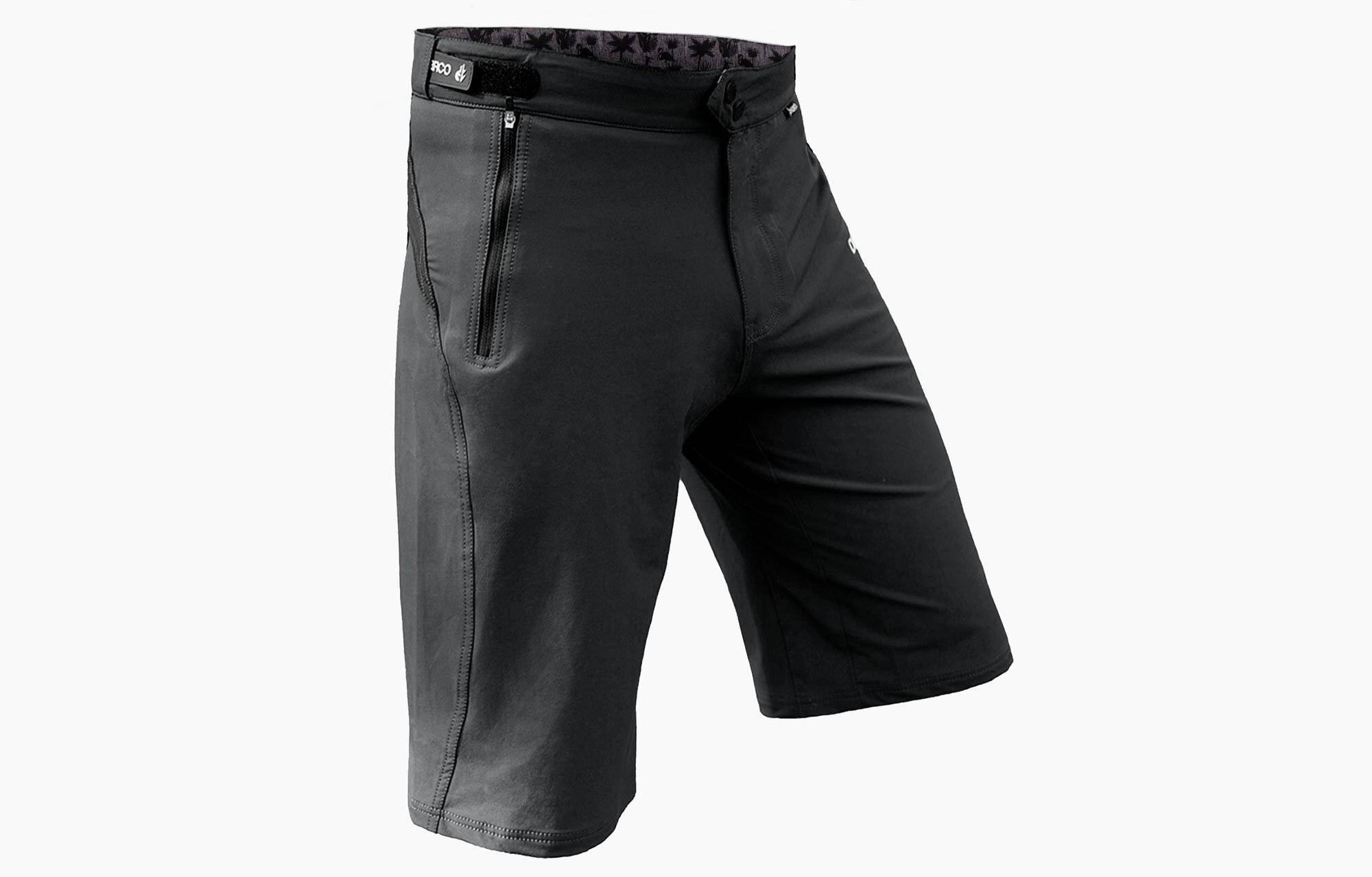 SHORT DHARCO BLACK image cover number 0