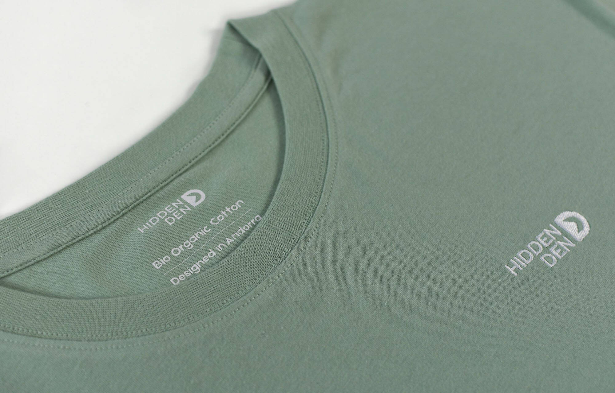 T-SHIRT HIDDEN-DEN N&deg;1 image large number 1