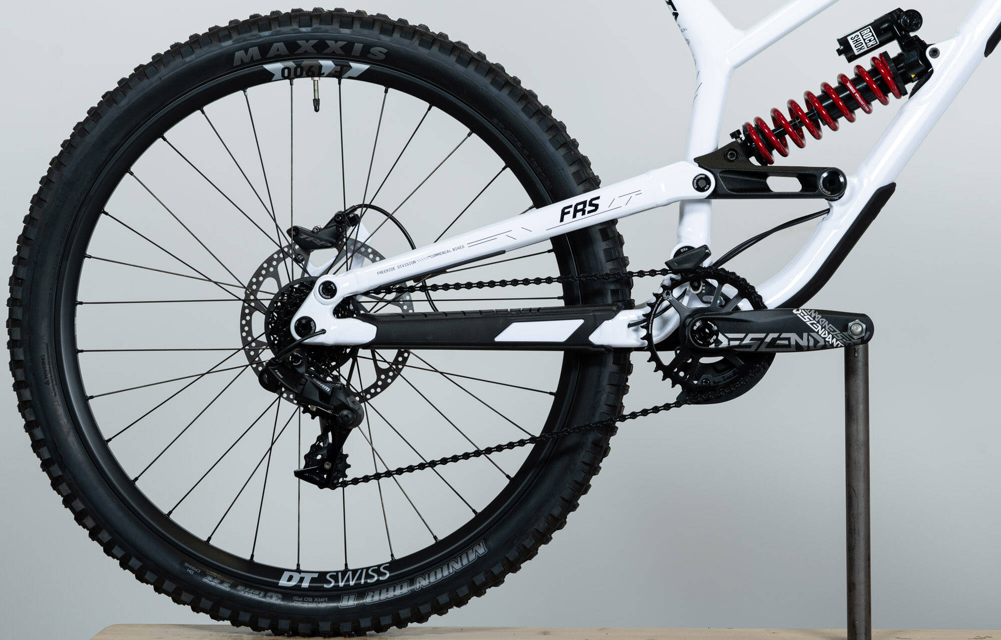 COMMENCAL FRS ROCKSHOX PURE WHITE - M (25150902) image large number 0