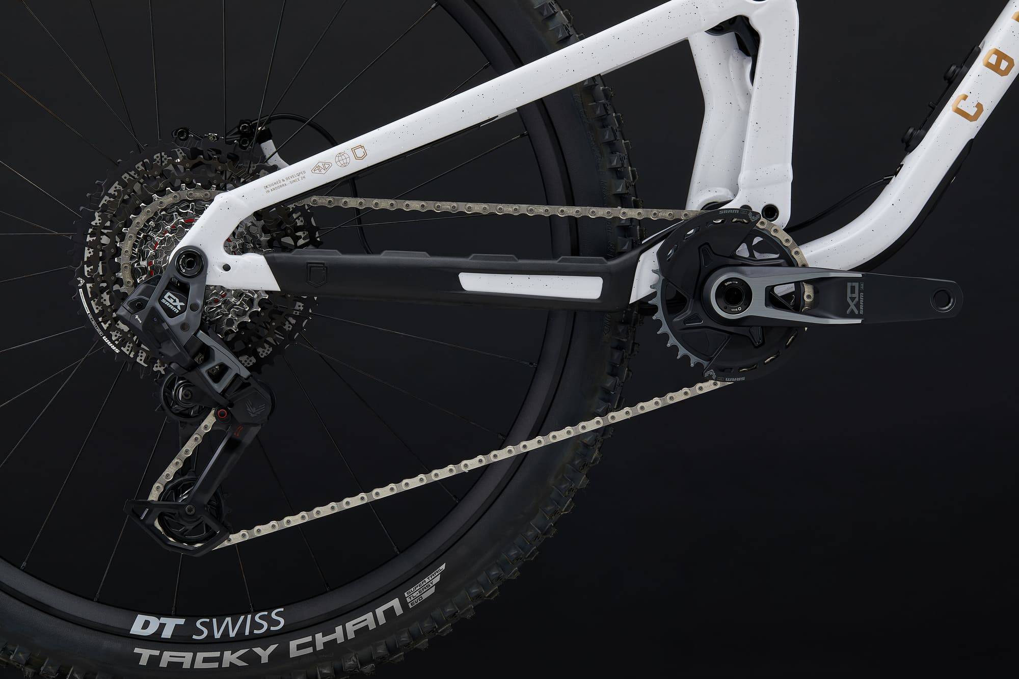 COMMENCAL META V5 SIGNATURE GLITTERY WHITE 2025 image large number 5