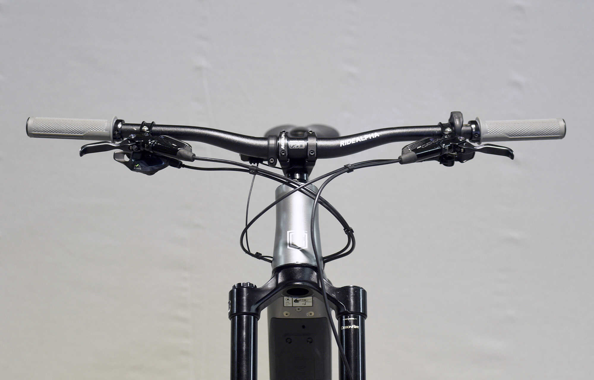 COMMENCAL META POWER AM SHIMANO TEAM GRAPHITE - L (21181403) 2352 km image large number 0