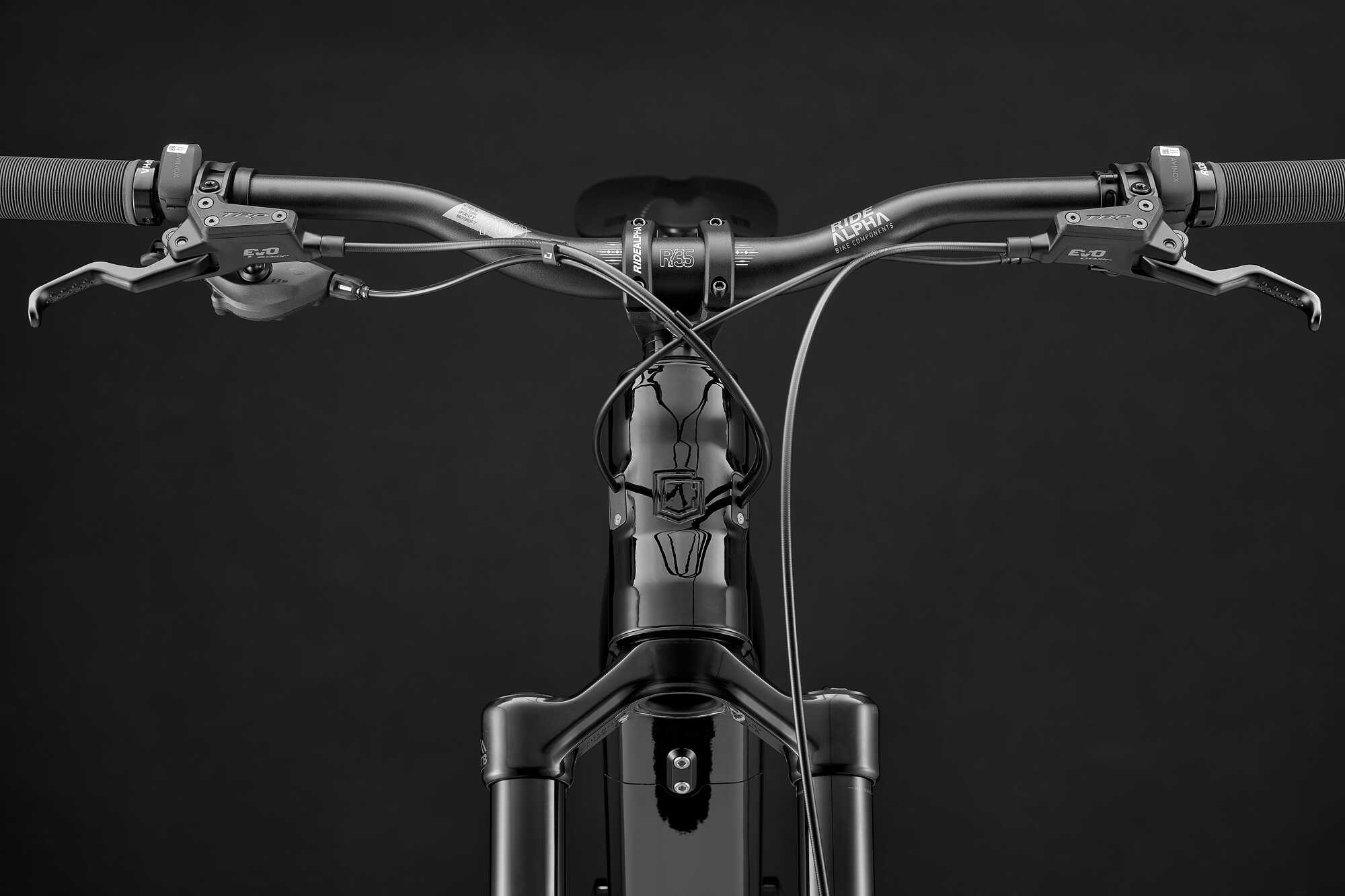 COMMENCAL META POWER SX AVINOX RIDE PURE BLACK 2027 image large number 4
